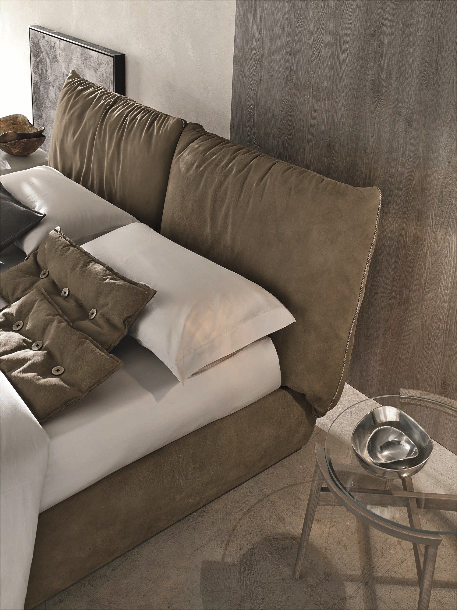 Кожаная мягкая двуспальная кровать TOMASELLA SOGNO ARCH-00144868 - Вид №5