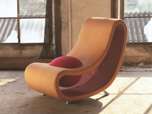 Тканевое кресло