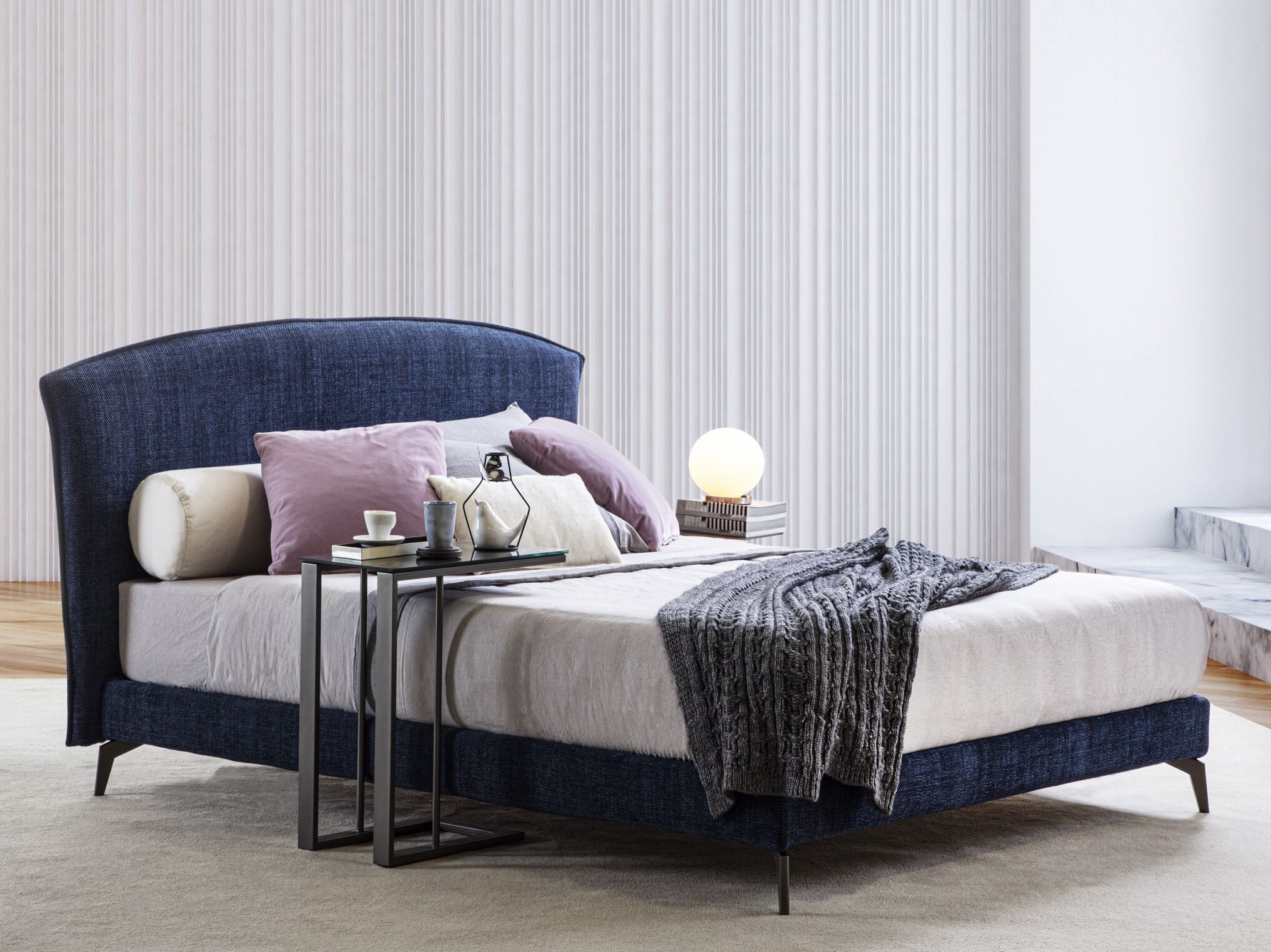 Съемная двуспальная кровать из ткани с мягким изголовьем GRUPPO FOX ночь Фокса ARCH-00014507