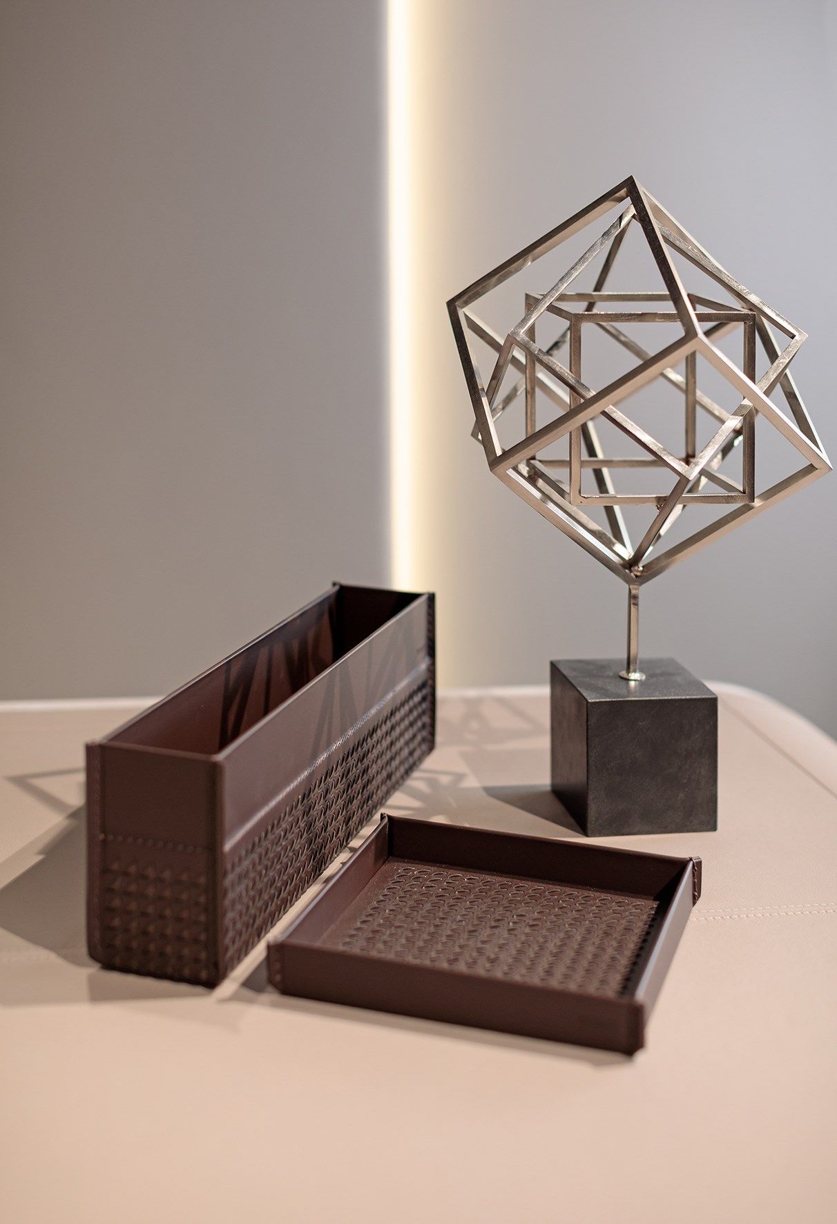 Шкатулка для драгоценностей / пустотелая шкатулка из кожи Turri ARCH-00079028 - Вид №3