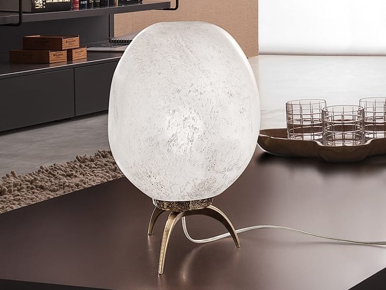 Светодиодная настольная лампа из дутого стекла Patrizia Volpato Stone ARCH-00081052