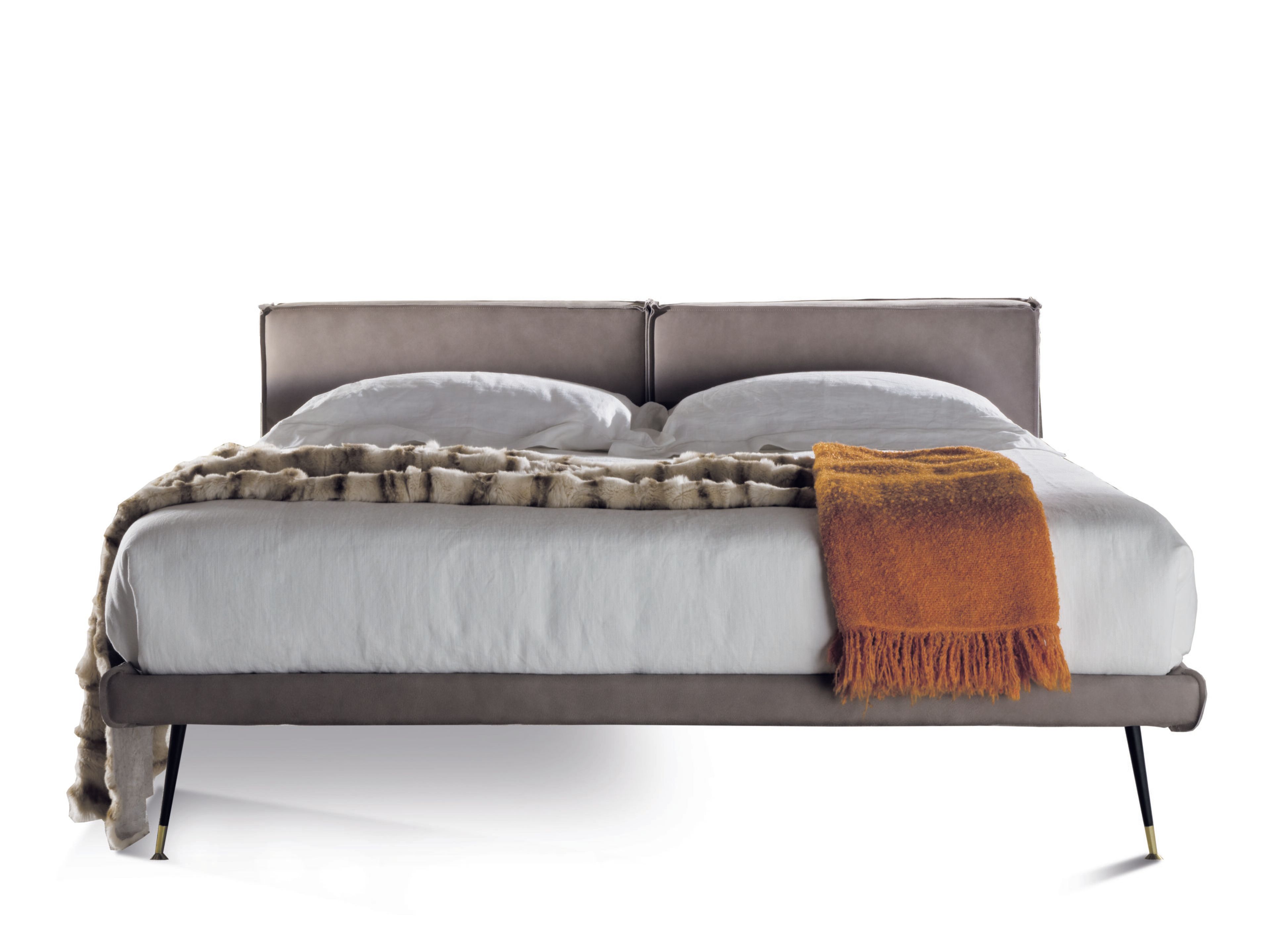 Кожаная двуспальная кровать с мягким изголовьем GRUPPO FOX ночь Фокса ARCH-00051522