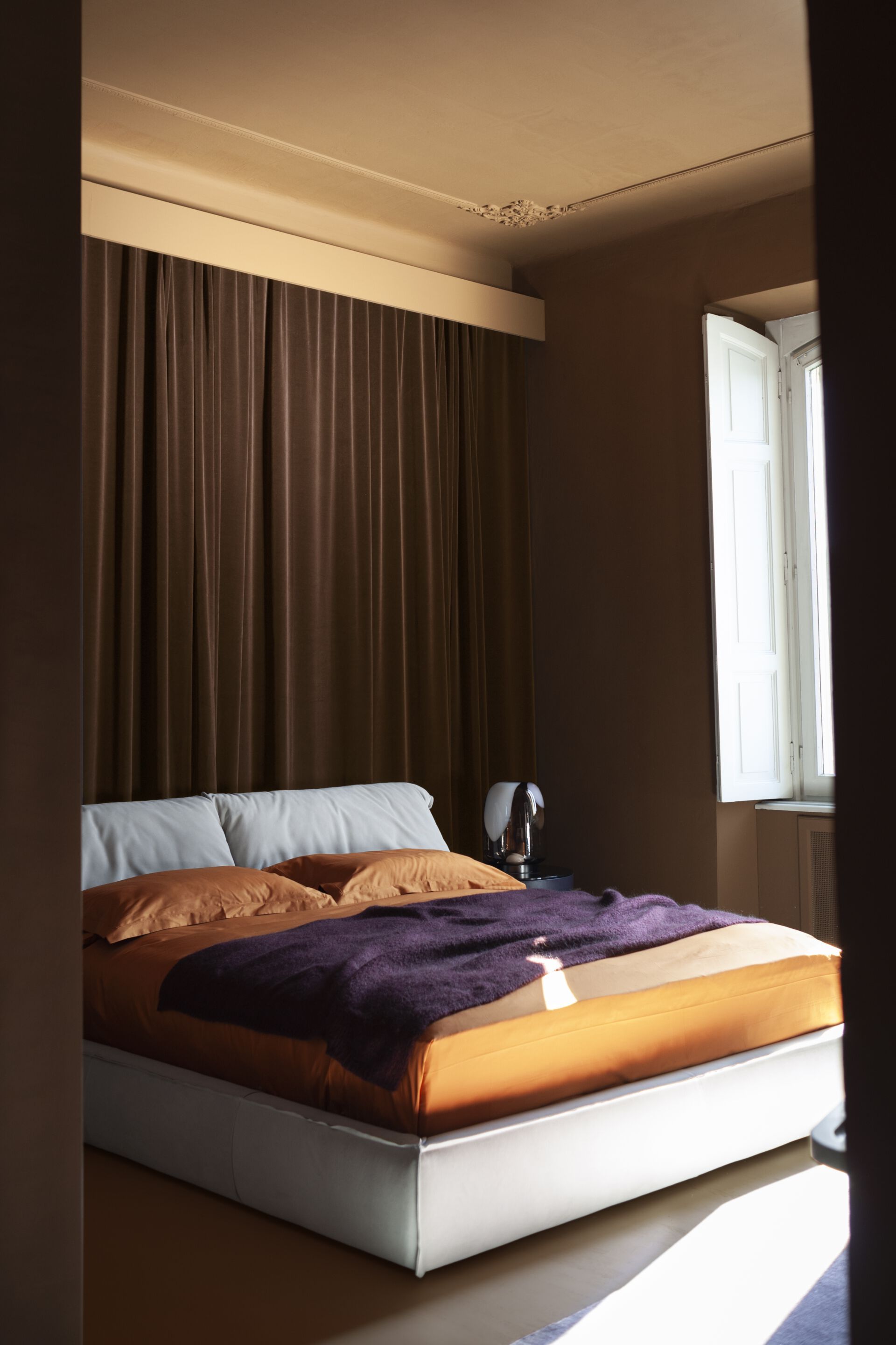 Мягкая двуспальная кровать Baxter Касабланка ARCH-00062186 - Вид №2