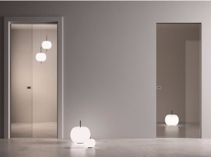 Дверь заподлицо стены