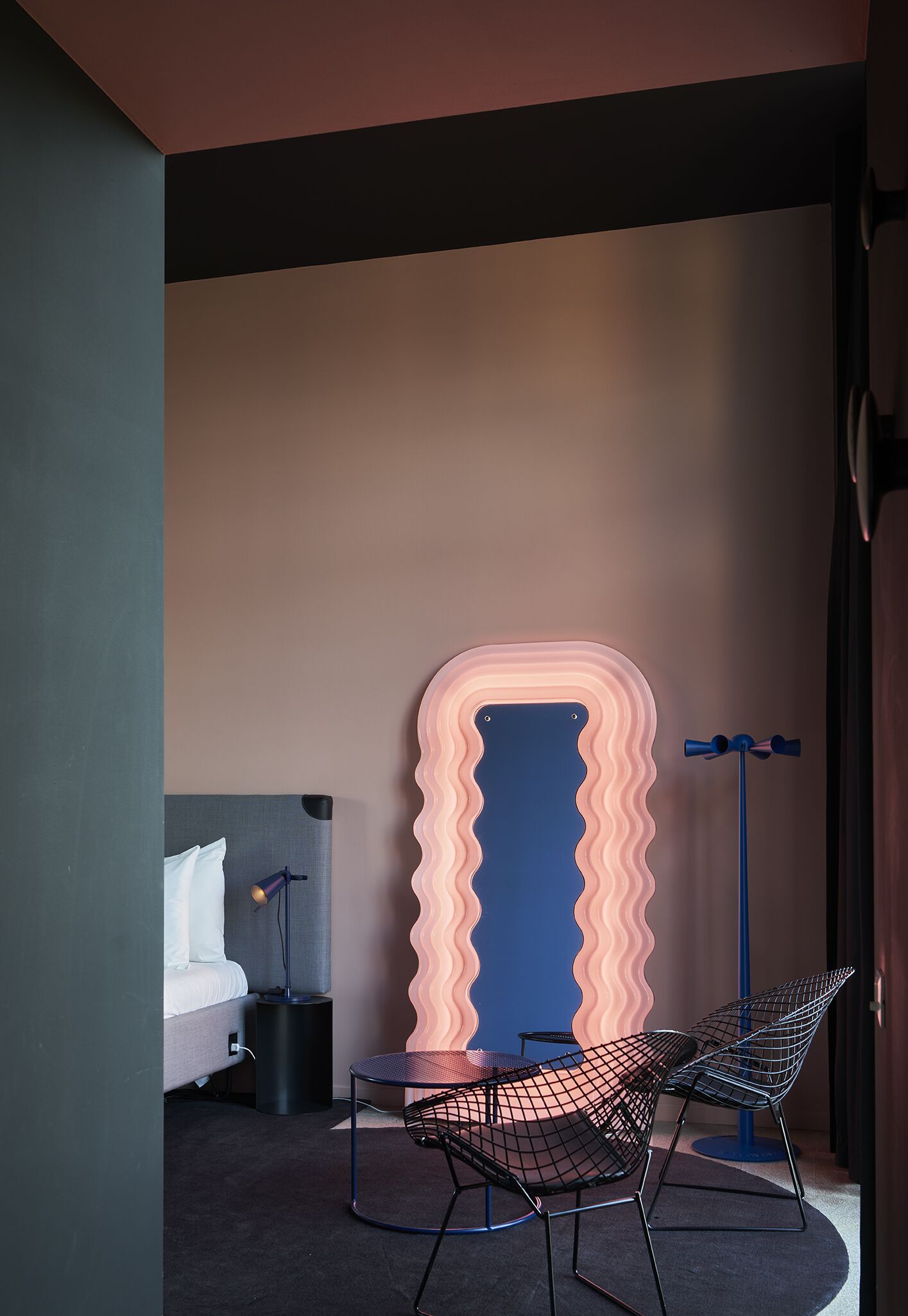 Алюминиевая напольная вешалка Poltronova прекращено сигнализация ARCH-00073021 - Вид №9