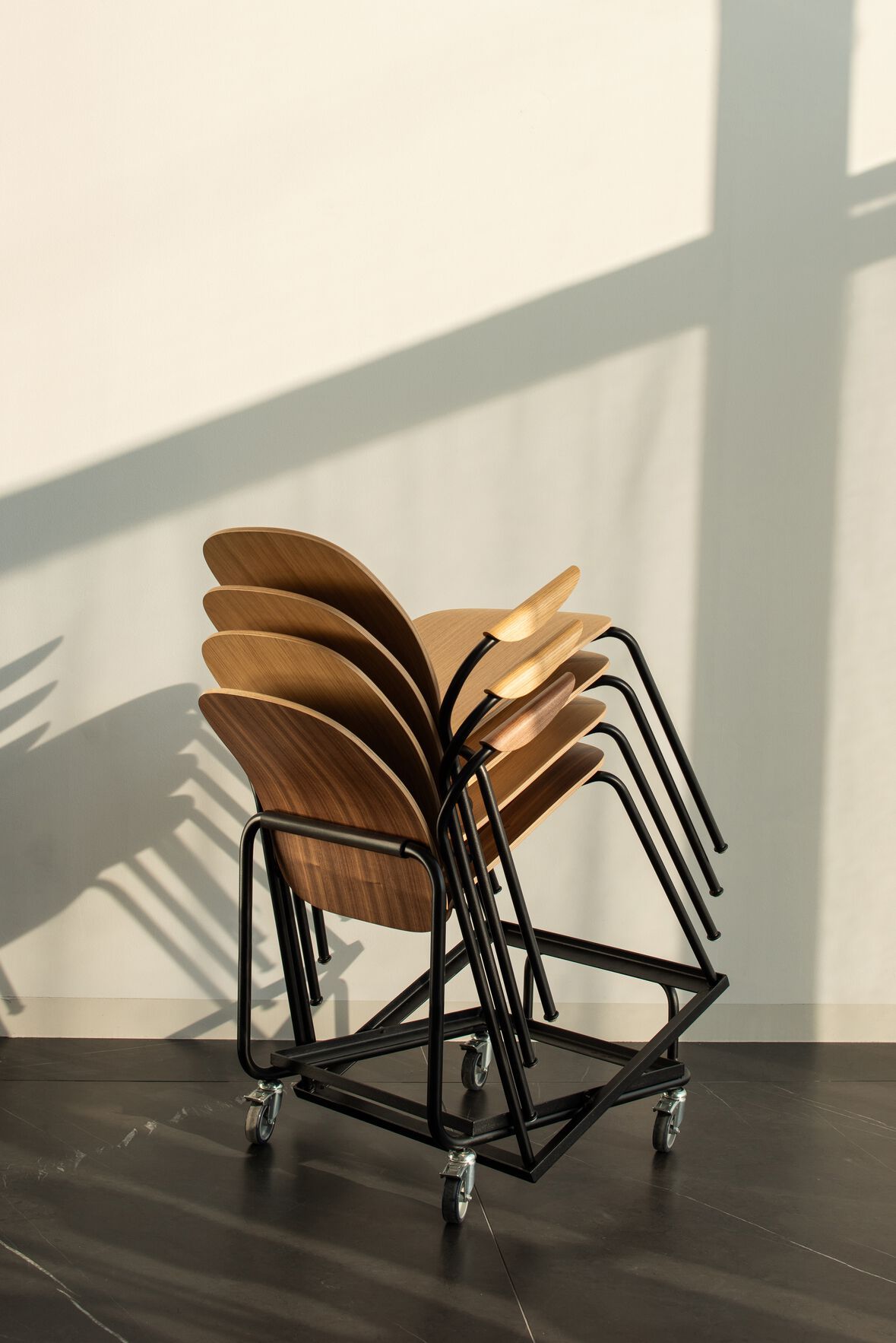 Стальная тележка для стульев с порошковым покрытием Gazzda Book ARCH-00032386 - Вид №2