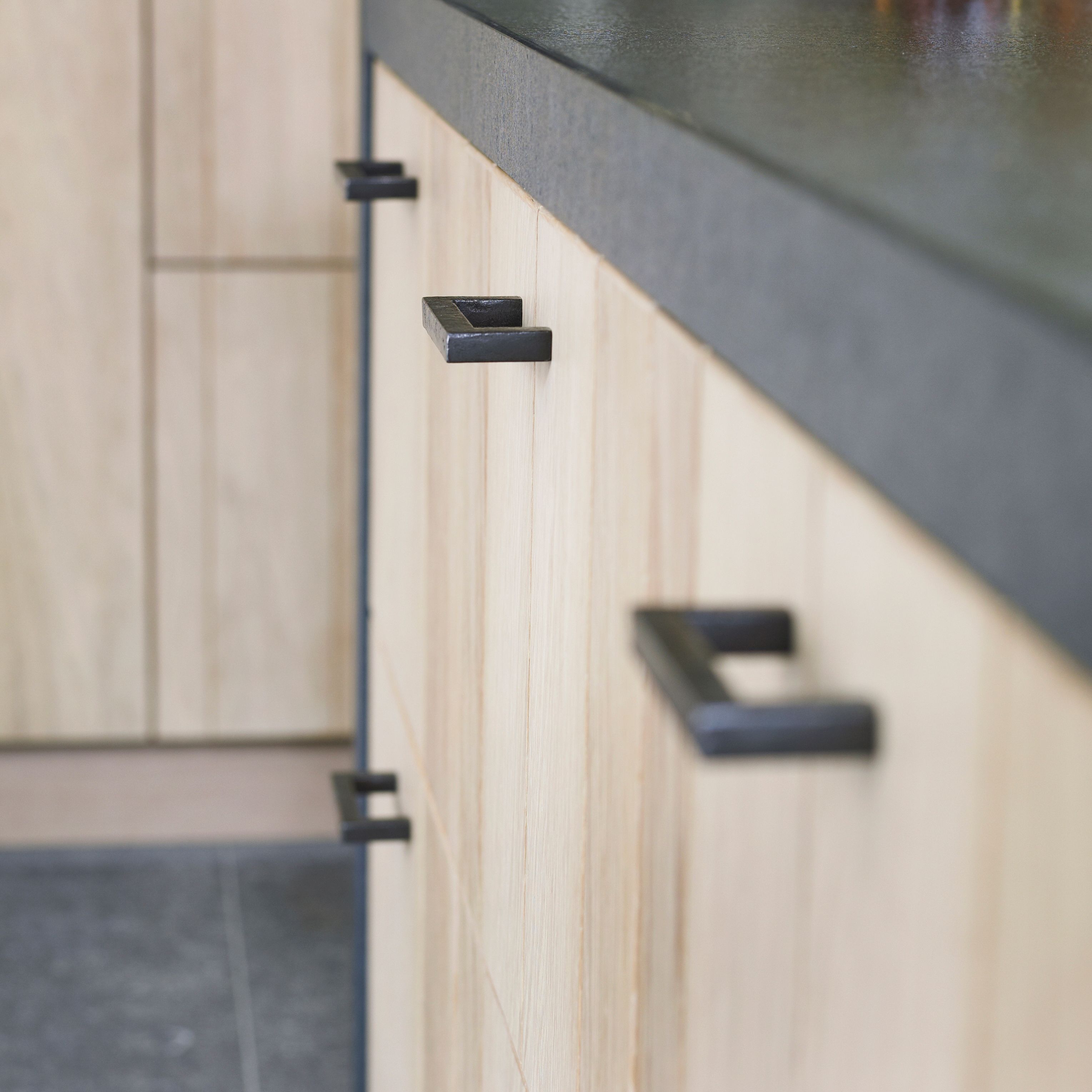 Железная мебельная ручка Dauby Pure® ARCH-00012136 - Вид №2