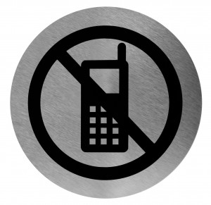 PS0010CS Знак "Запрещено использование мобильных устройств" mediclinics