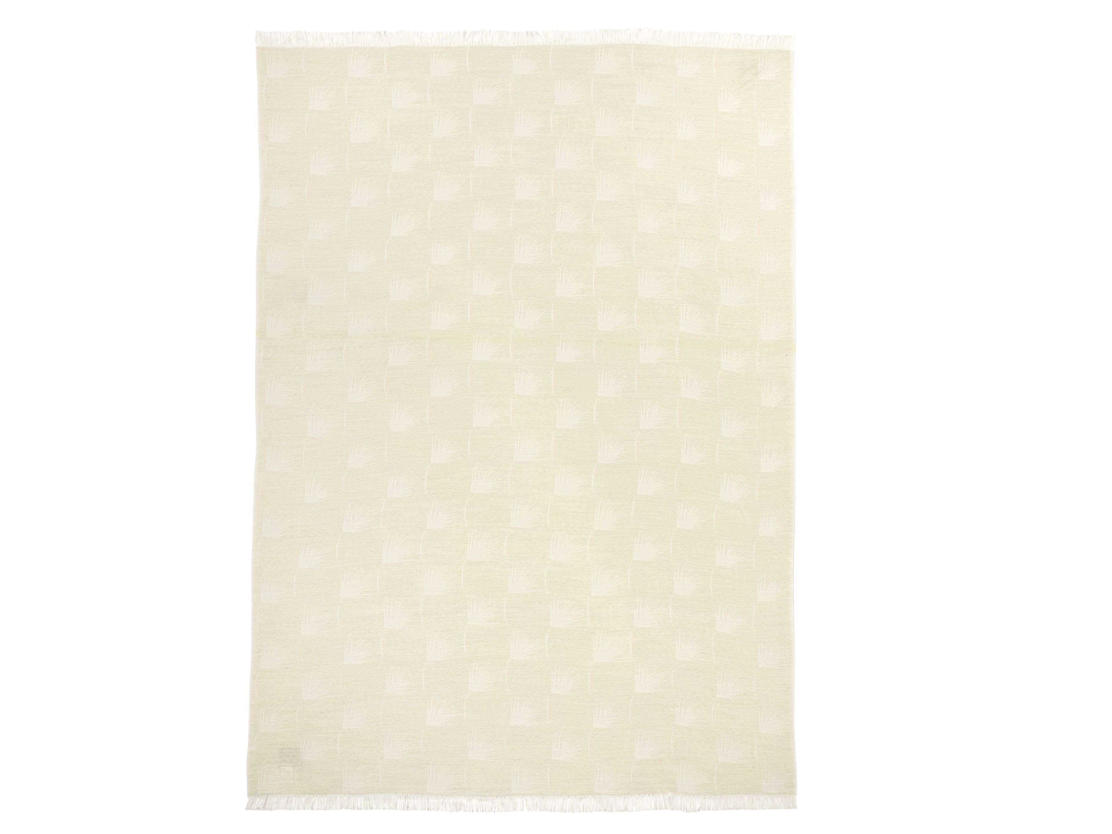 Шерстяной жаккардовый плед K-3 Sakura ARCH-00070778