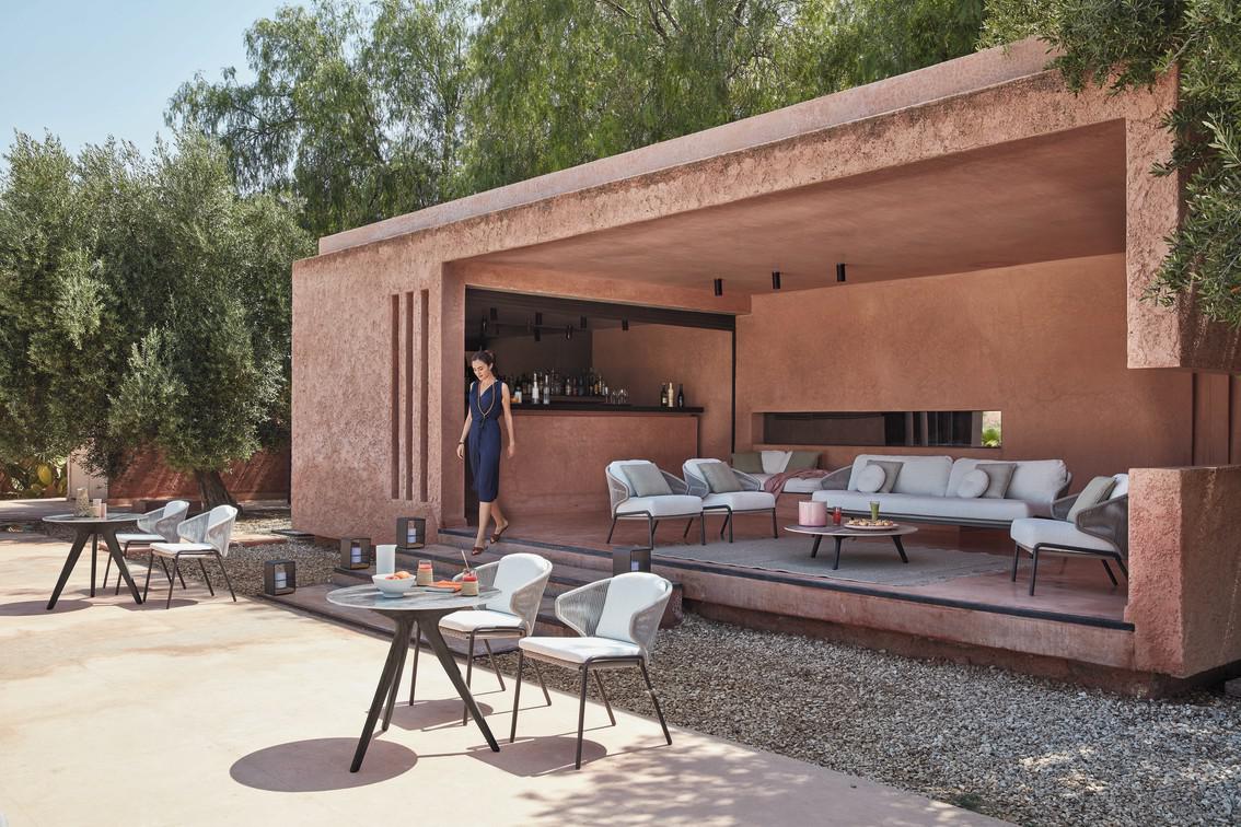 MNST09 Стул лава бронза Manutti Radius - Вид №12