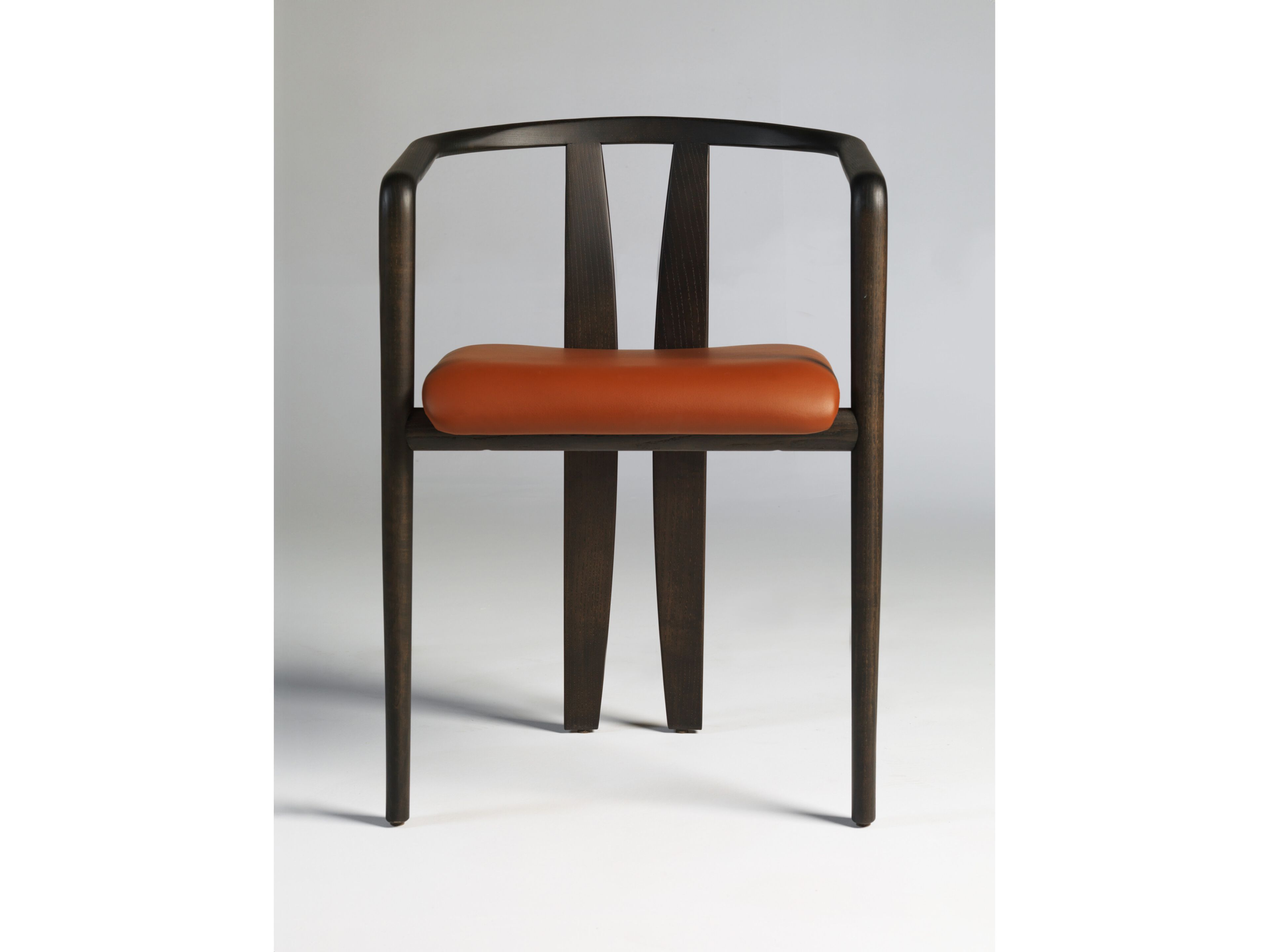 Стул из массива дерева с подлокотниками Alinea Design Objects TWIN ARCH-00025611 - Вид №1