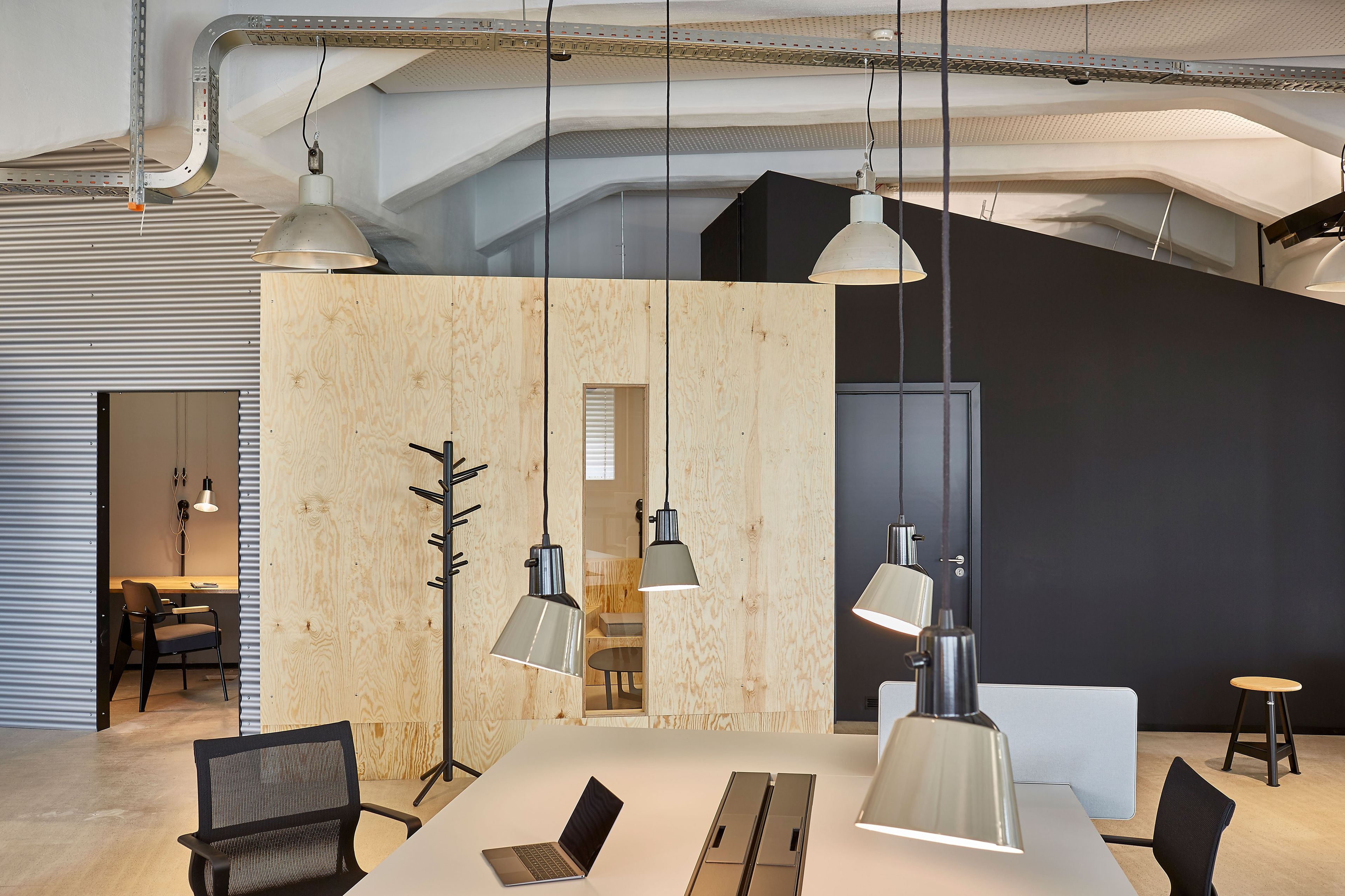 Регулируемый подвесной светильник из эмалированного металла Midgard Licht K831 ARCH-00019475 - Вид №2