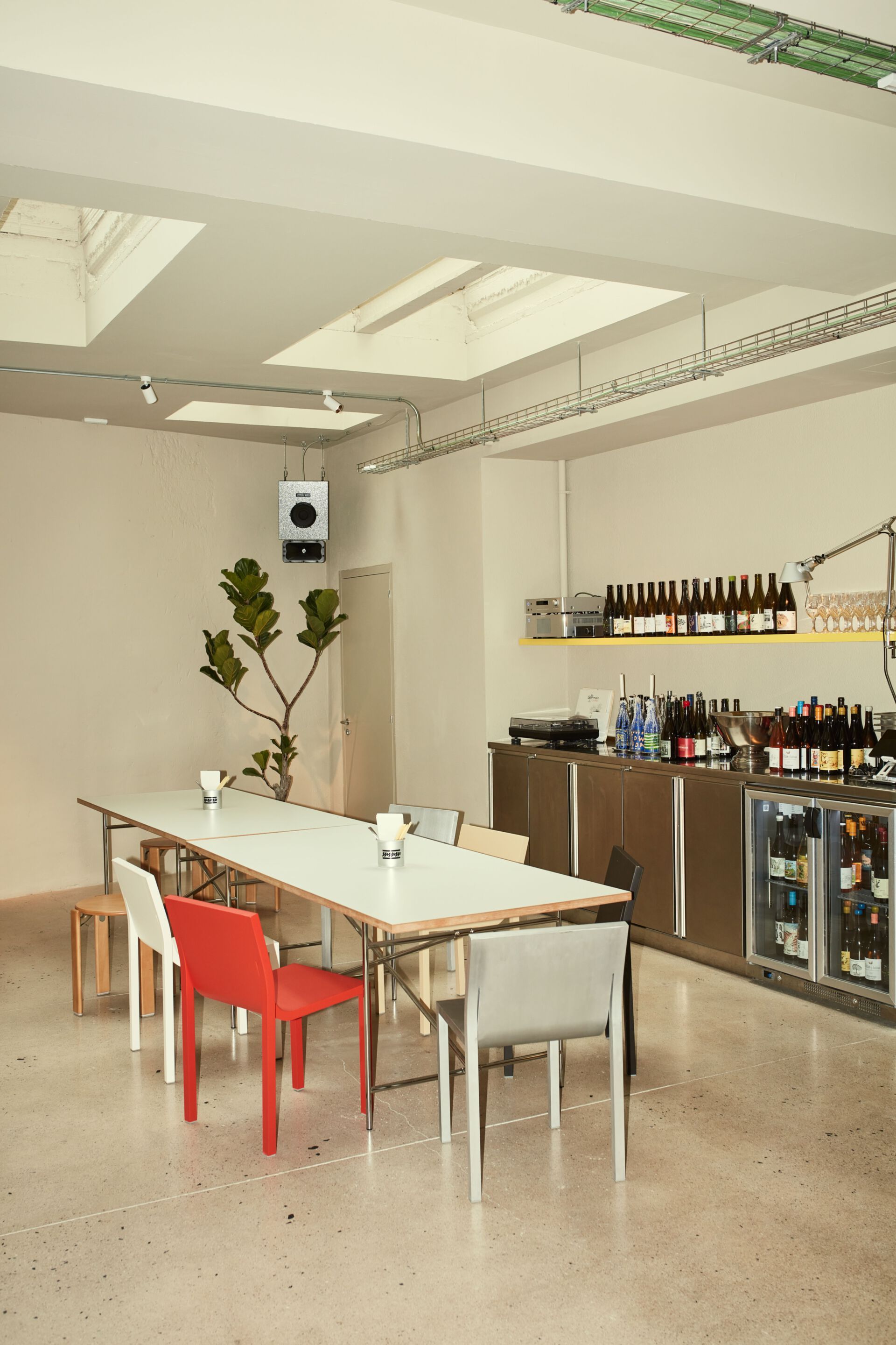 Штабелируемый алюминиевый стул BD Barcelona Stedelijk ARCH-00074987 - Вид №15