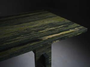 Прямоугольный мраморный стол