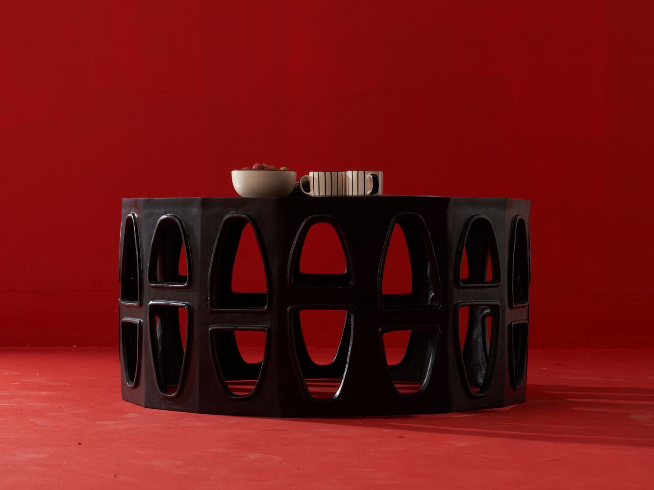 Круглый журнальный столик из алюминия и стекла LO Contemporary COLOSSEUM ARCH-00074219 - Вид №8