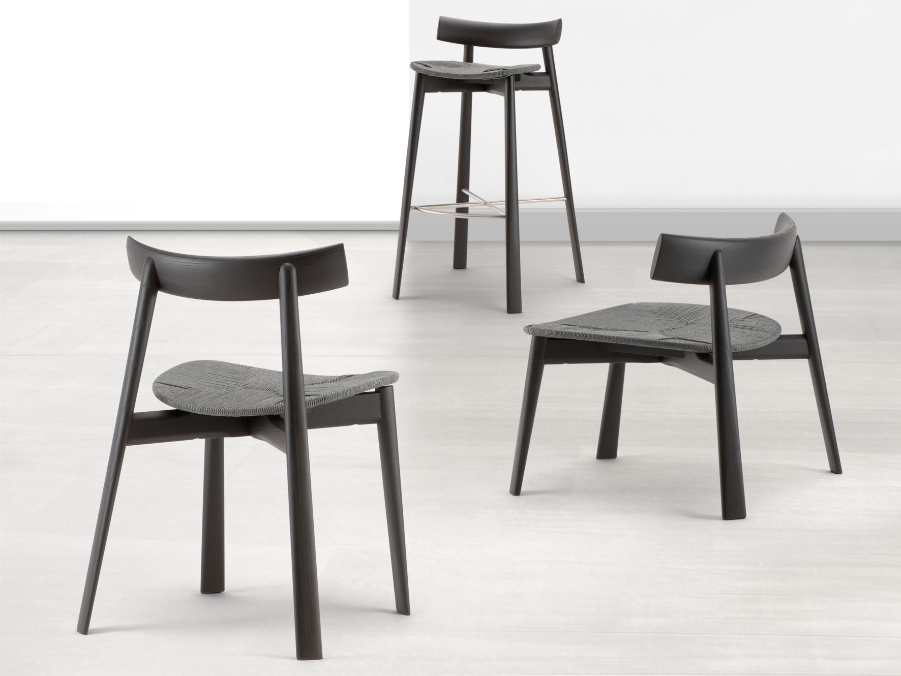 Высокий соломенный стул с подставкой для ног Cizeta Remo ARCH-00034545 - Вид №1