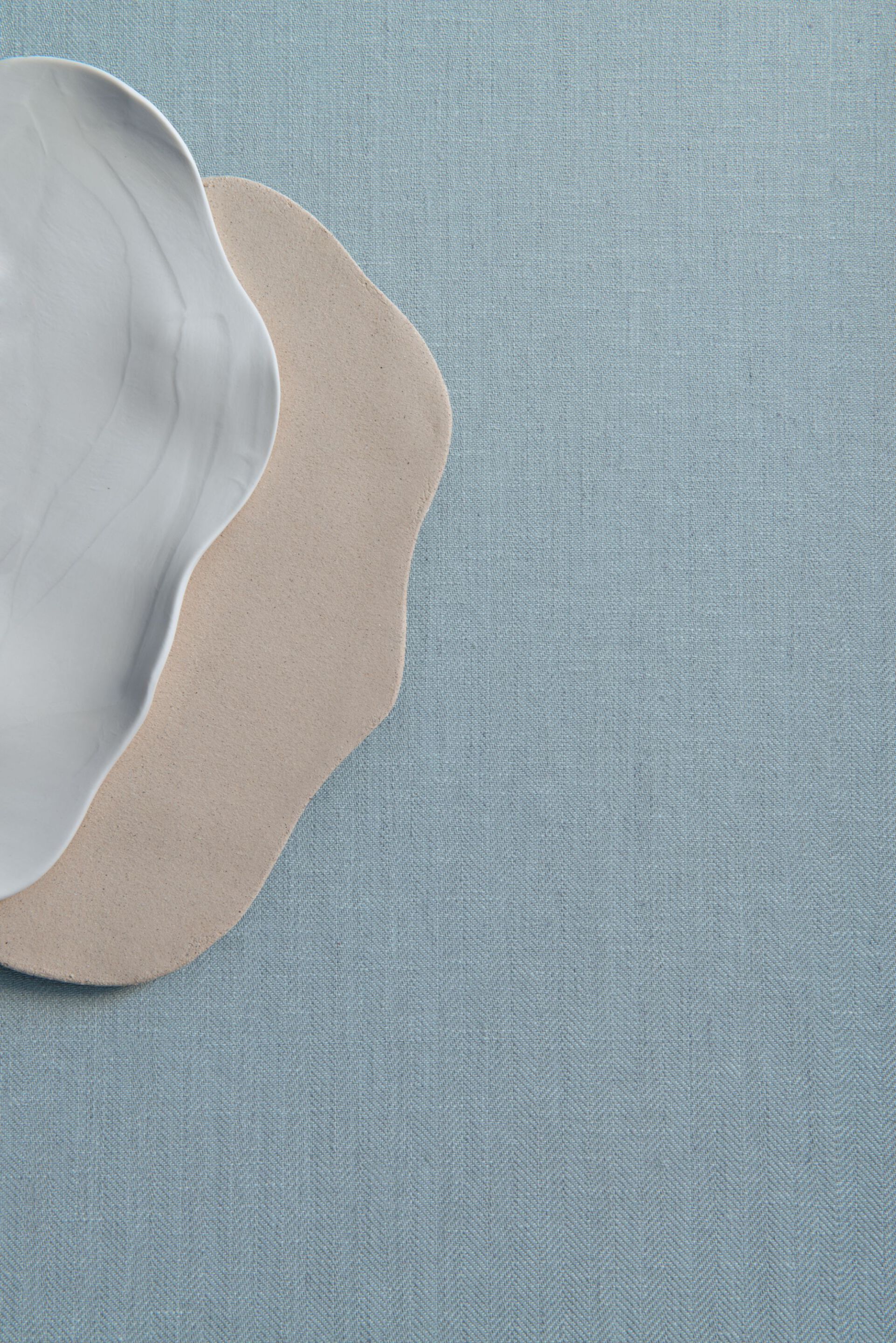 Льняная однотонная настенная ткань Casamance Linora ARCH-00044962 - Вид №6