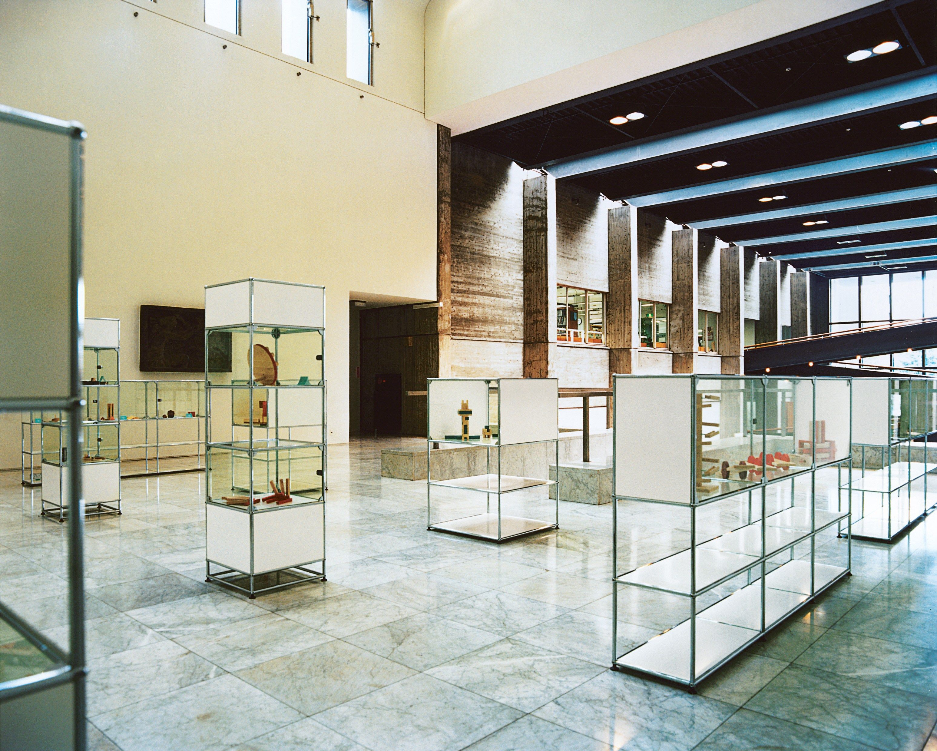 Мебель для магазинов USM USM Haller System ARCH-00145846 - Вид №1