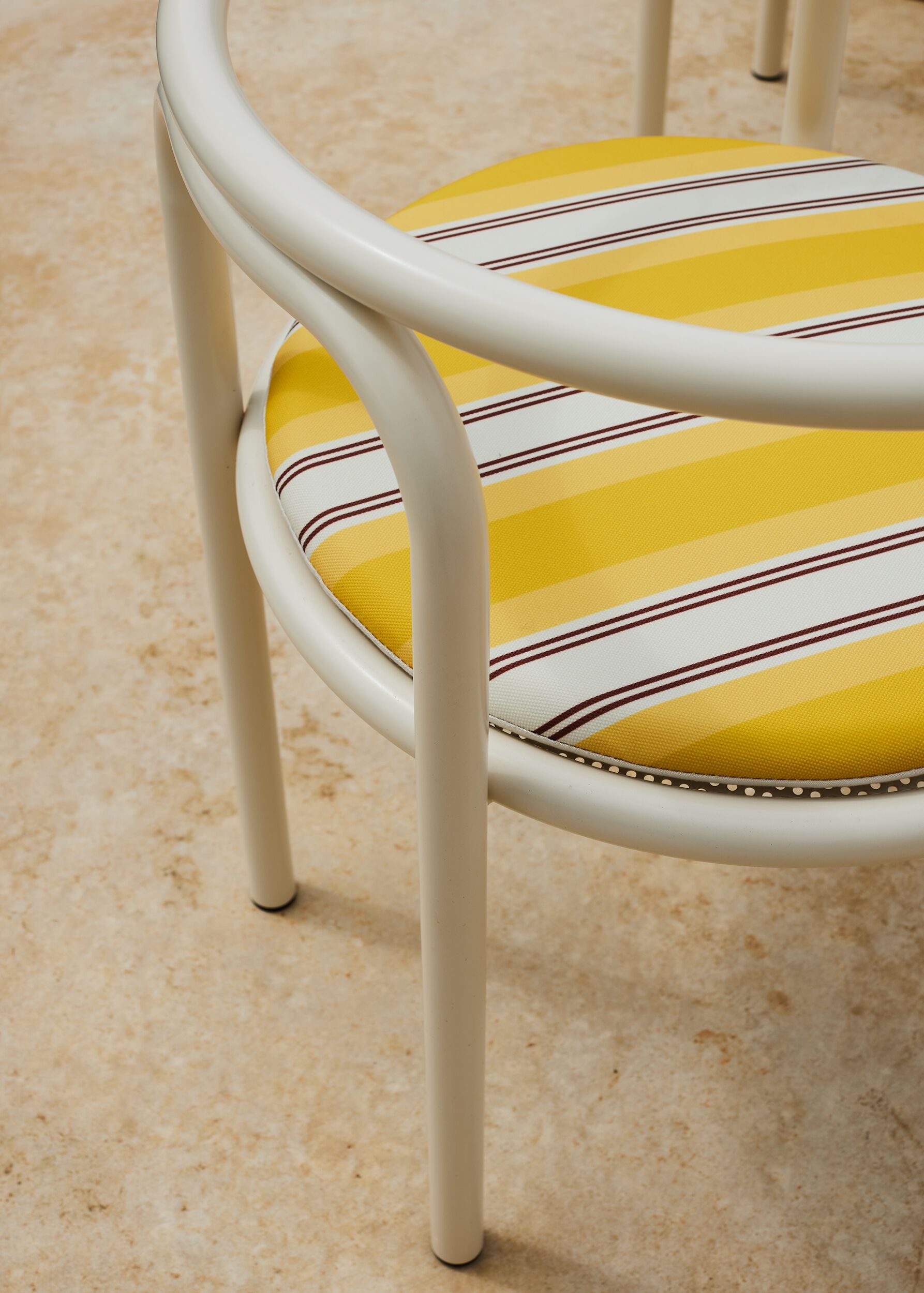 Стальной садовый стул с порошковым покрытием со встроенной подушкой Exteta Jacquemus + Exteta Special Re-Edition ARCH-00035051 - Вид №11