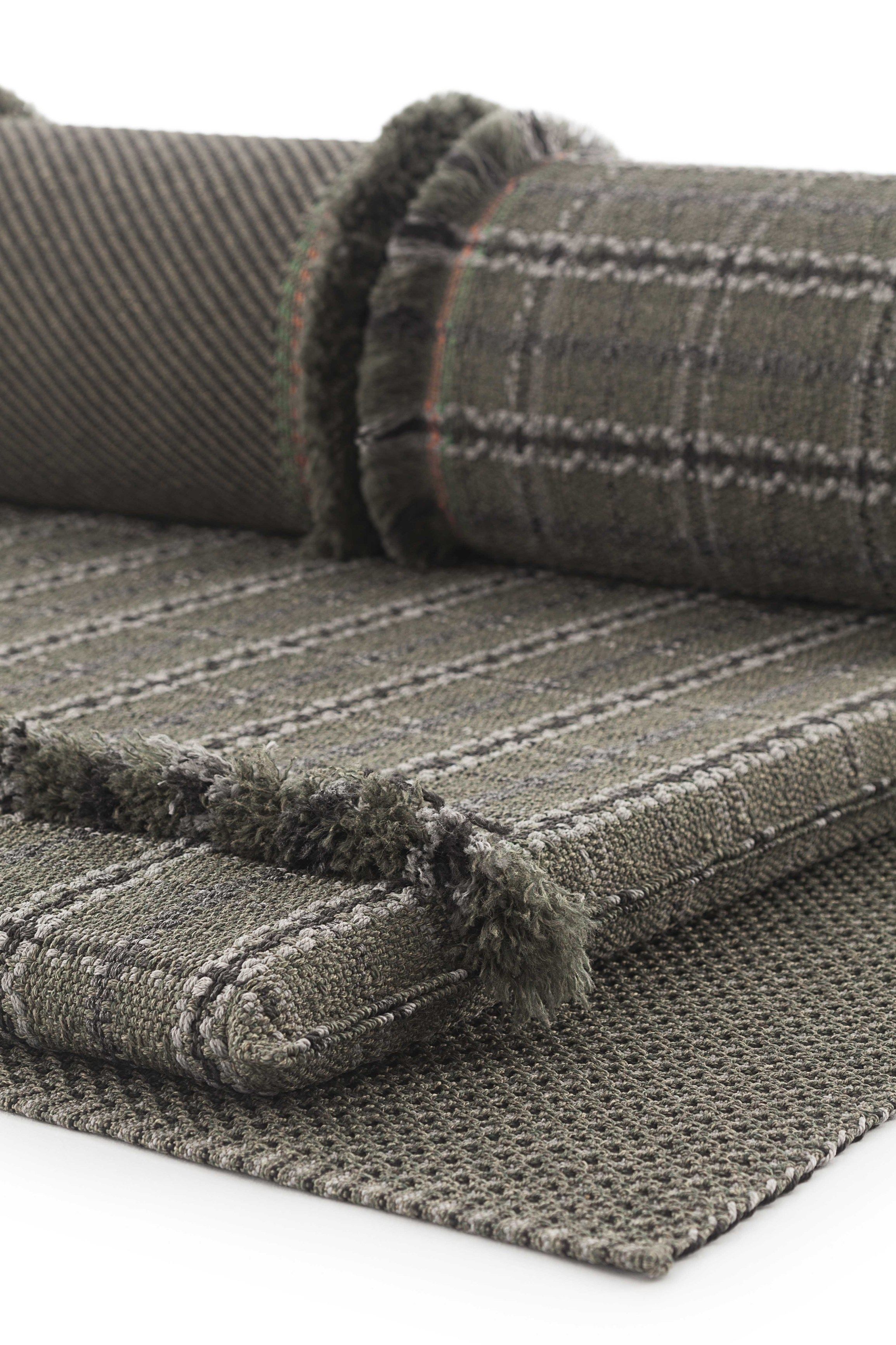 Наружная цилиндрическая полипропиленовая клетчатая подушка GAN Garden Layers ARCH-00079774 - Вид №9