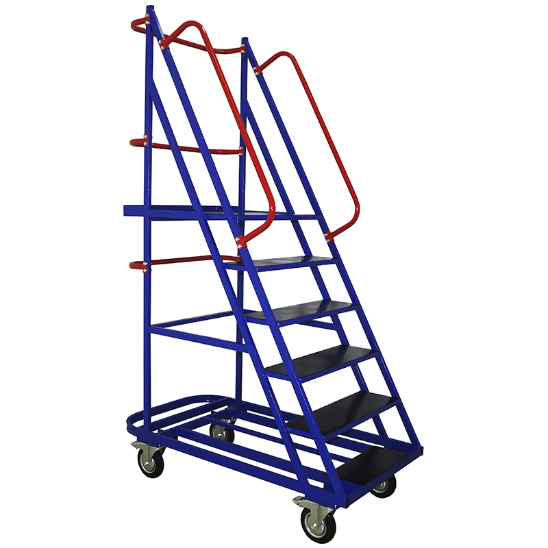 Лестница передвижная, шесть ступеней ЛС 6 (670х1390х2150) без колес Верстакофф 91-2009