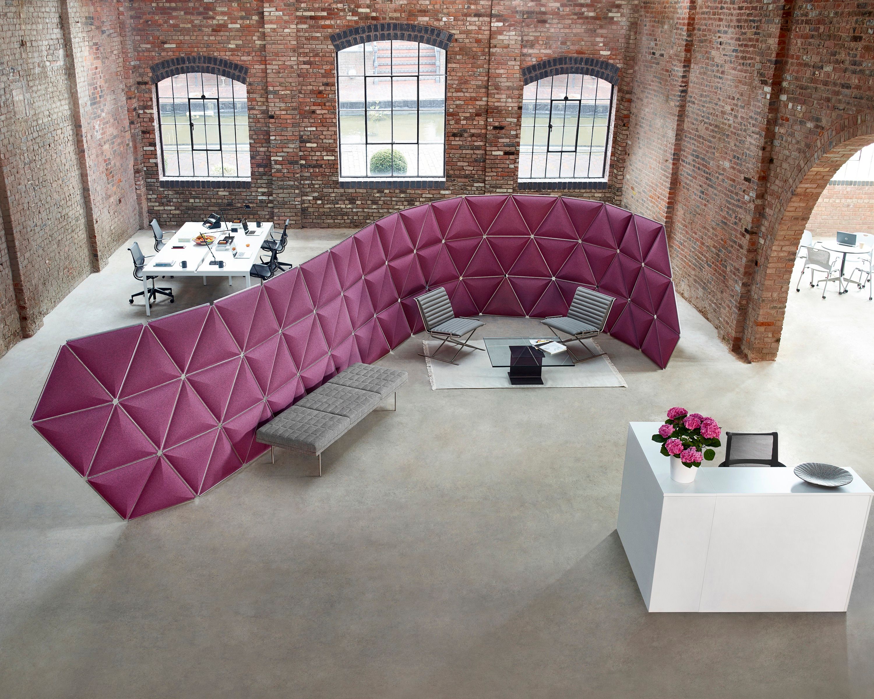 Эргономичный поворотный тканевый офисный стул с подлокотниками Herman Miller Setu ARCH-00086992 - Вид №4