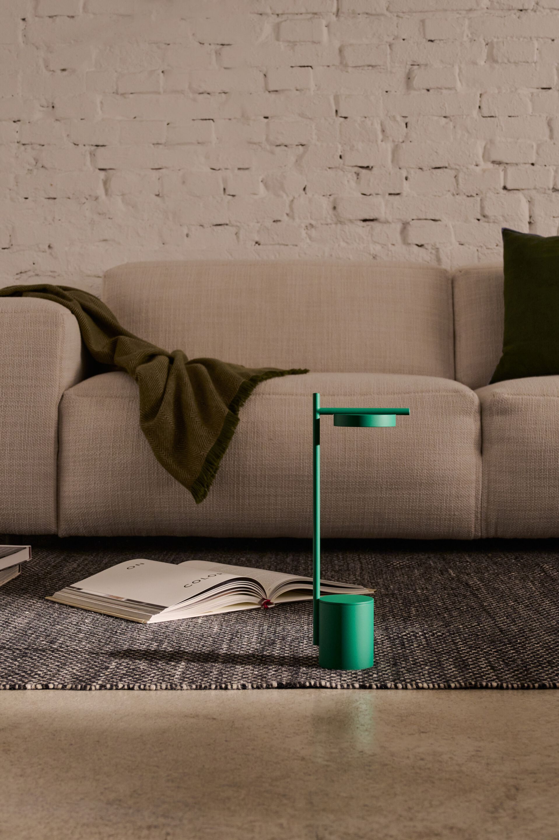 Настольная лампа с зарядкой от USB Grupa Igram ARCH-00107755 - Вид №40