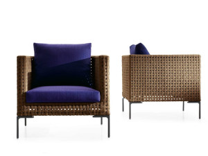 Полипропиленовое садовое кресло с подлокотниками