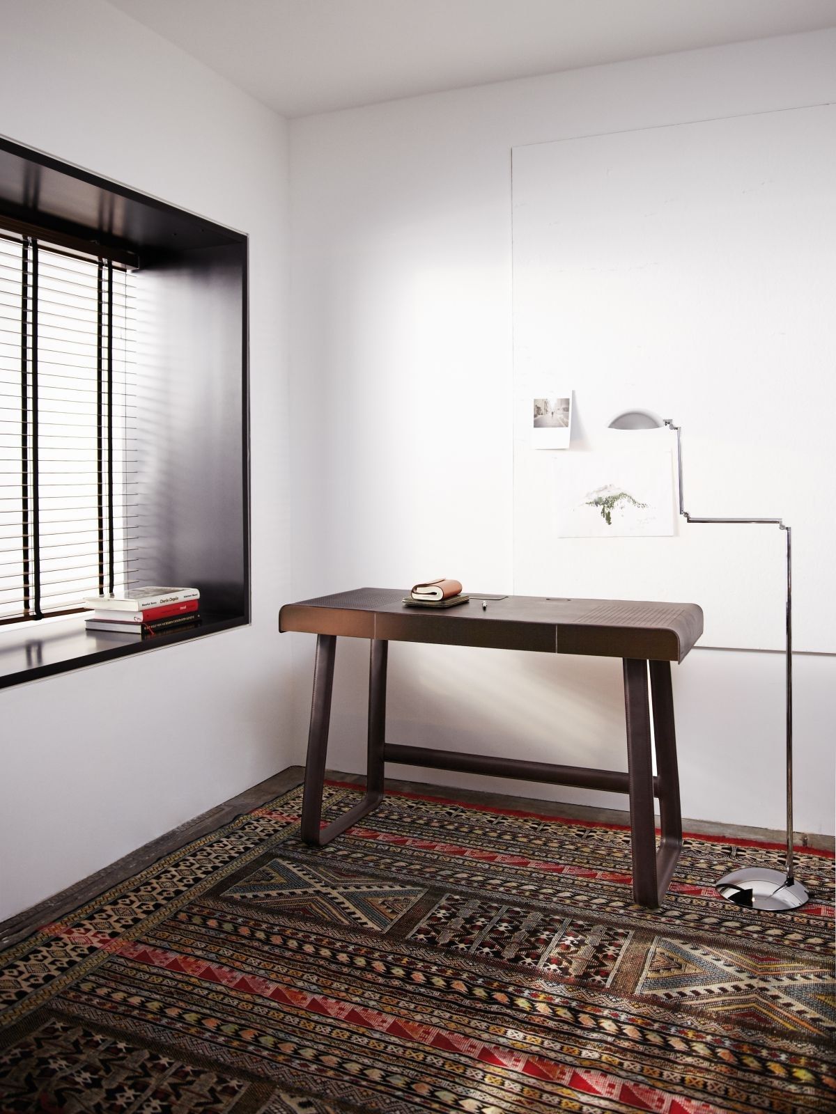 Регулируемая металлическая напольная лампа Classicon Orbis ARCH-00064105 - Вид №8