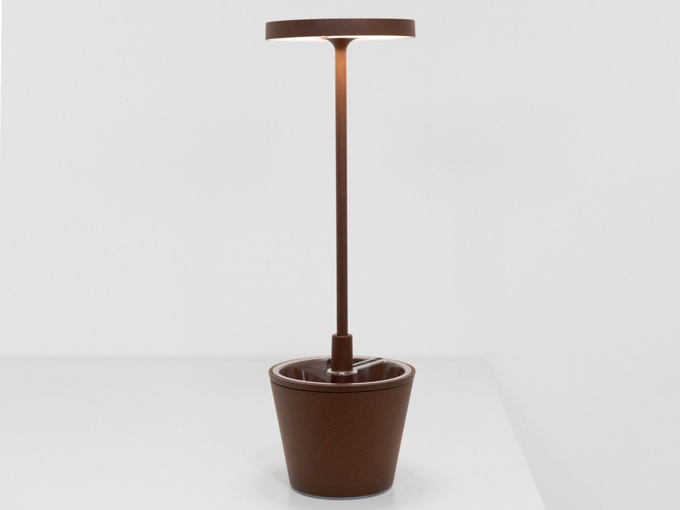 Алюминиевая аккумуляторная батарея настольная лампа Zafferano Poldina ARCH-00059520 - Вид №4