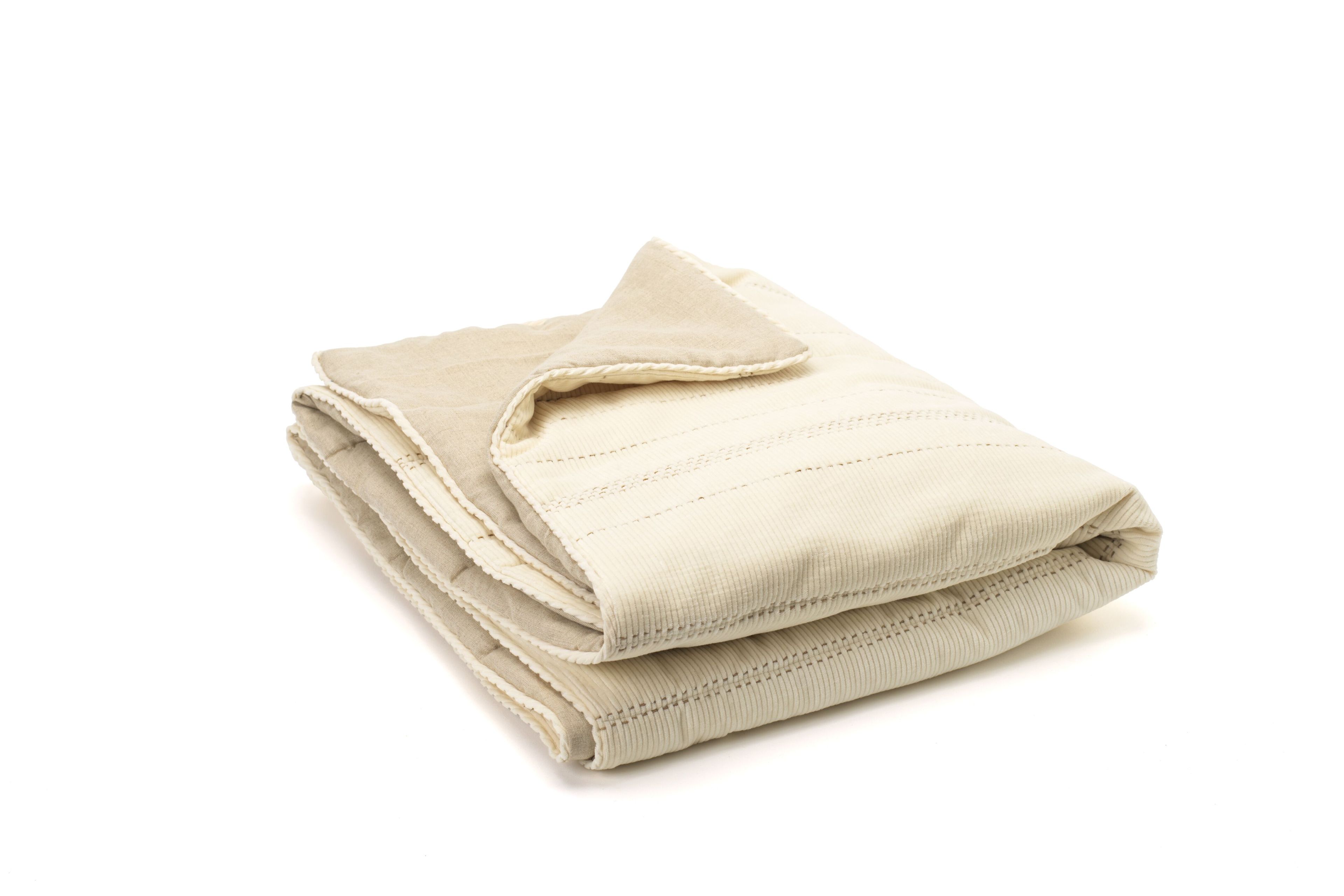 Бархатное стеганое одеяло с ручной вышивкой Élitis VIRGINIA ARCH-00078175 - Вид №4