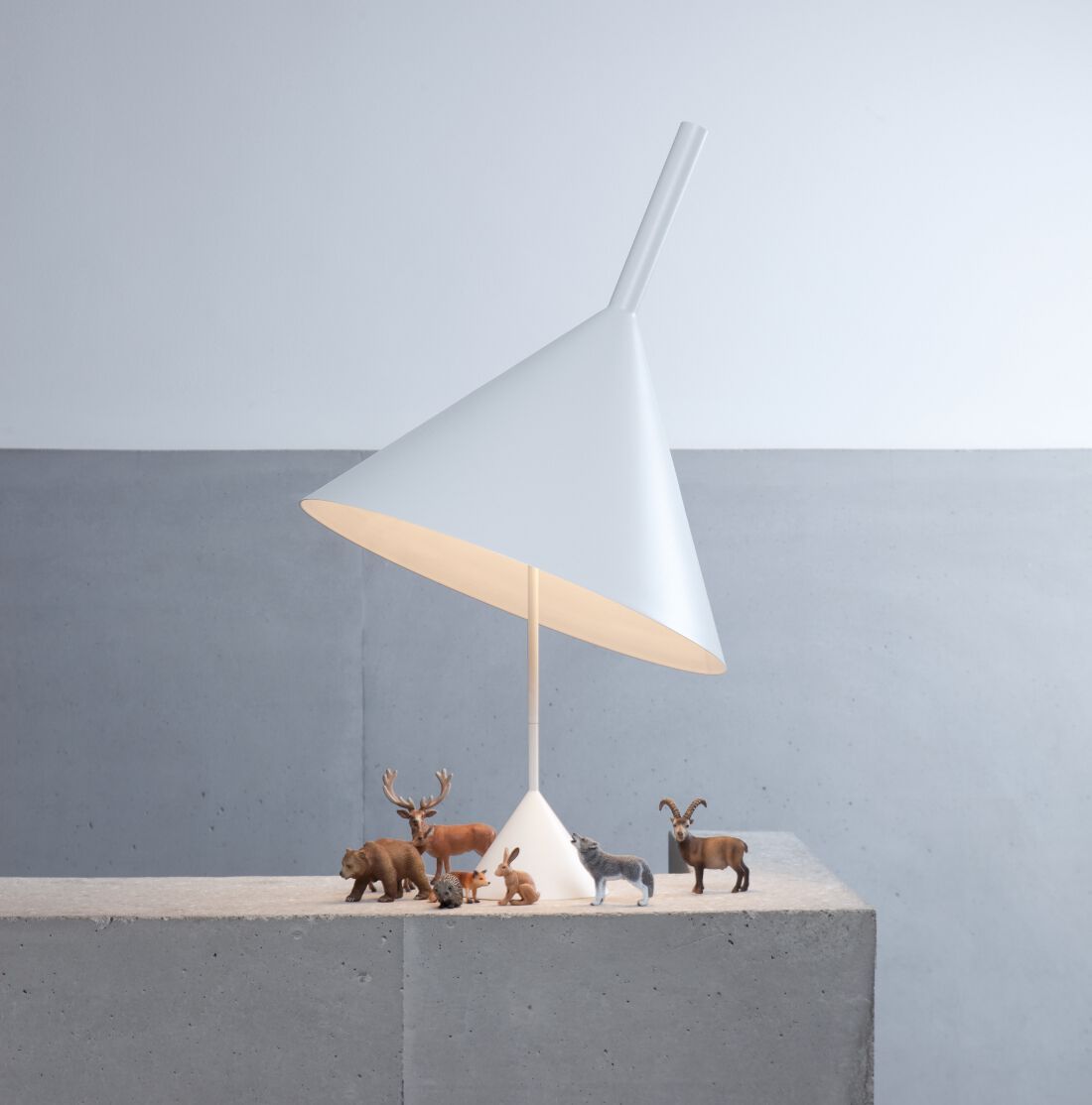 Регулируемая металлическая настольная лампа Vertigo Bird воронка ARCH-00114797 - Вид №6