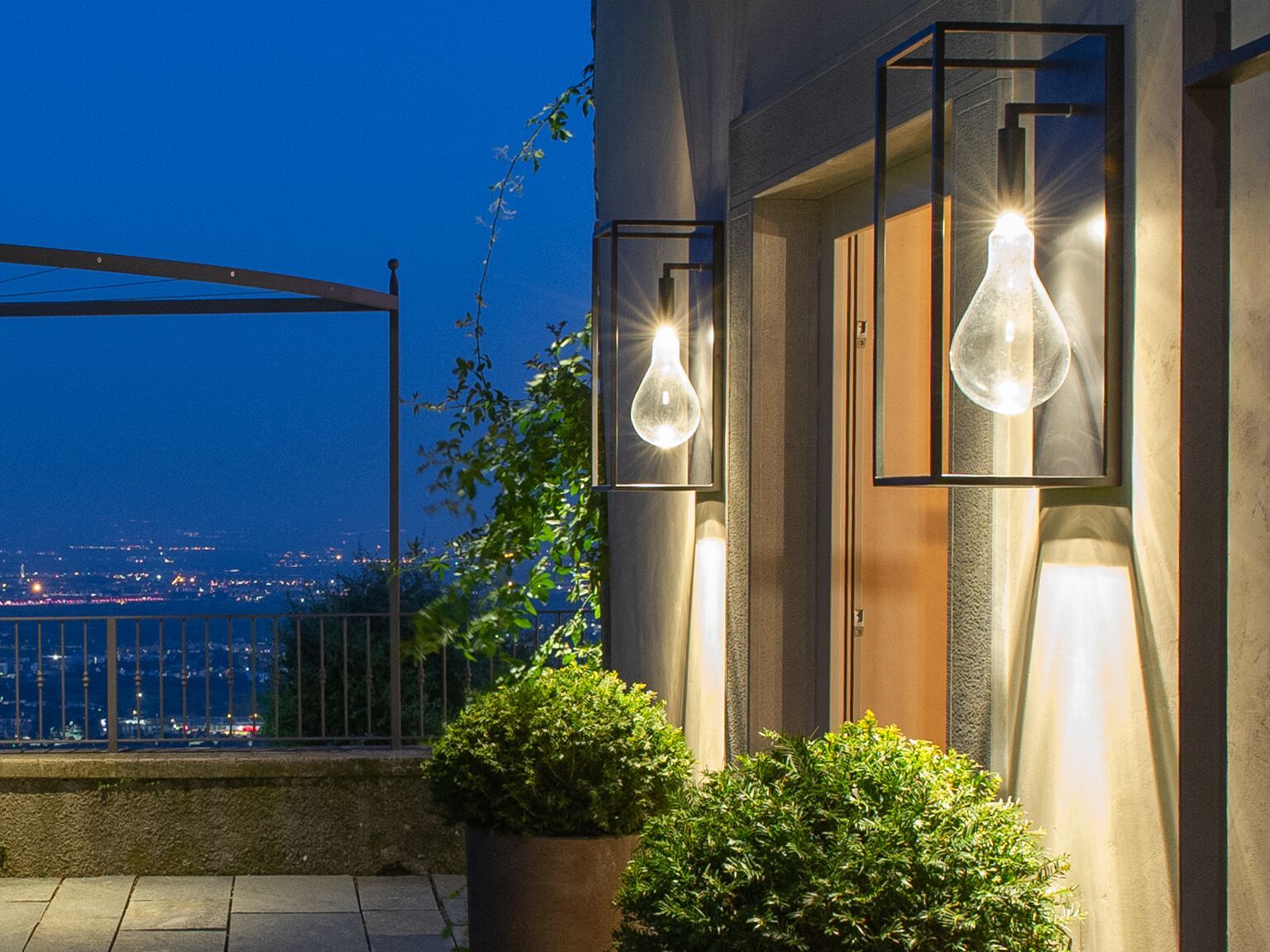 Открытый светодиодный настенный светильник Renzo Serafini Riluce ARCH-00119627