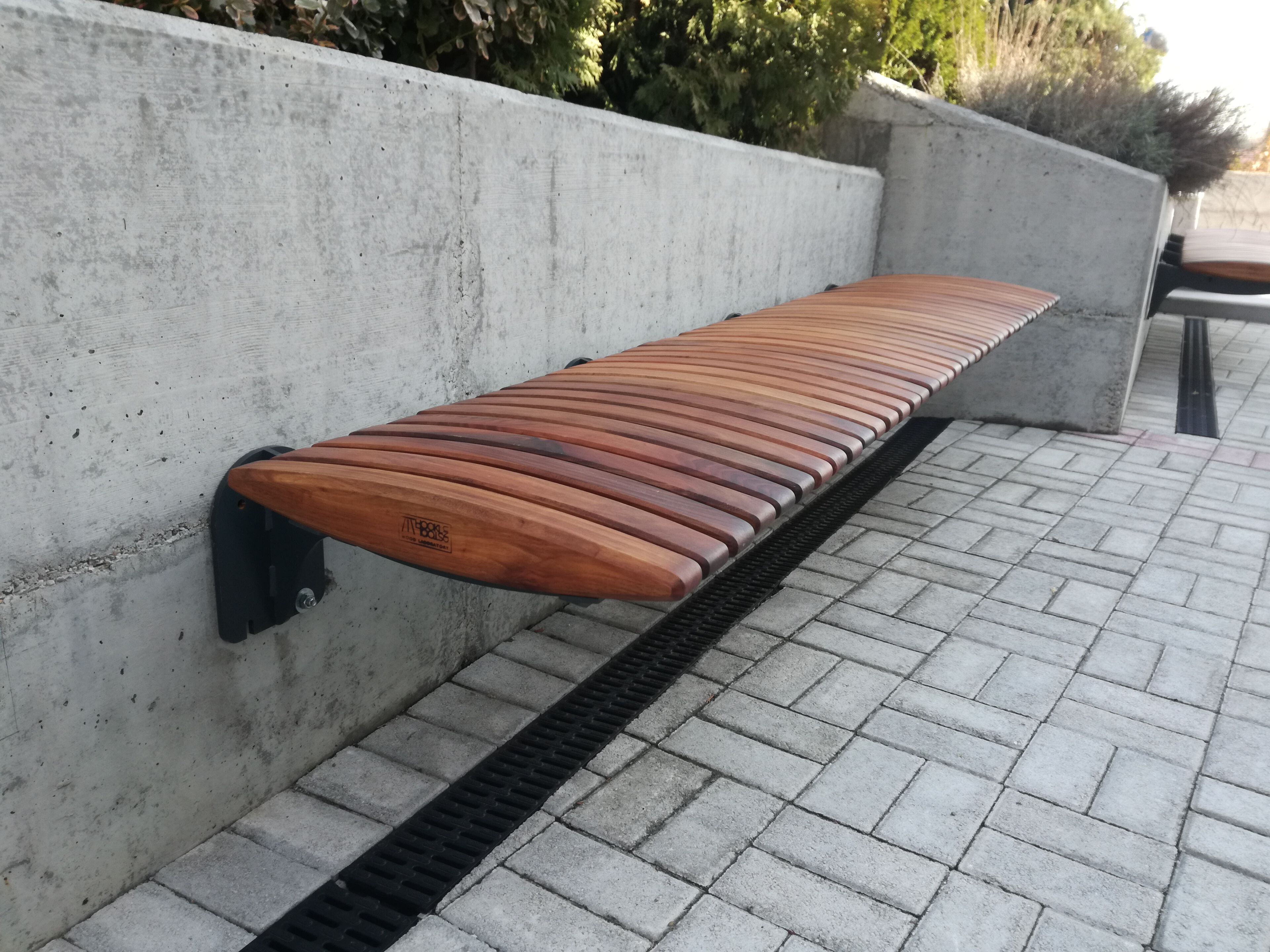 Деревянная скамейка без спинки HOOKL und STOOL KSILOFON ARCH-00036701 - Вид №2