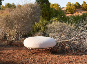 Стальной круглый садовый пуф