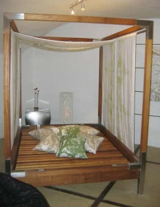 ICI ET LÀ Деревянная кровать с балдахином Handmade metal furniture by ici et là