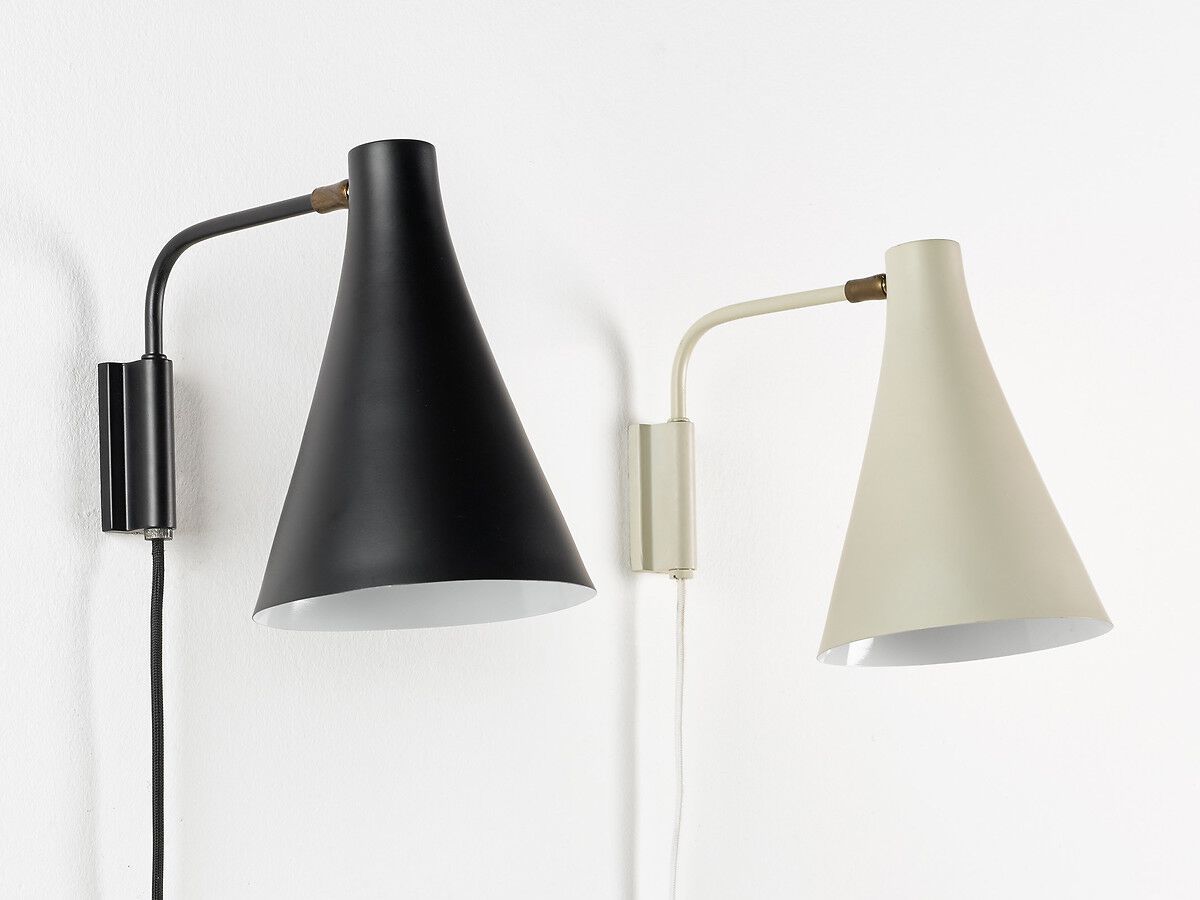 Регулируемая металлическая настенная лампа AMPM Jameson ARCH-00010781