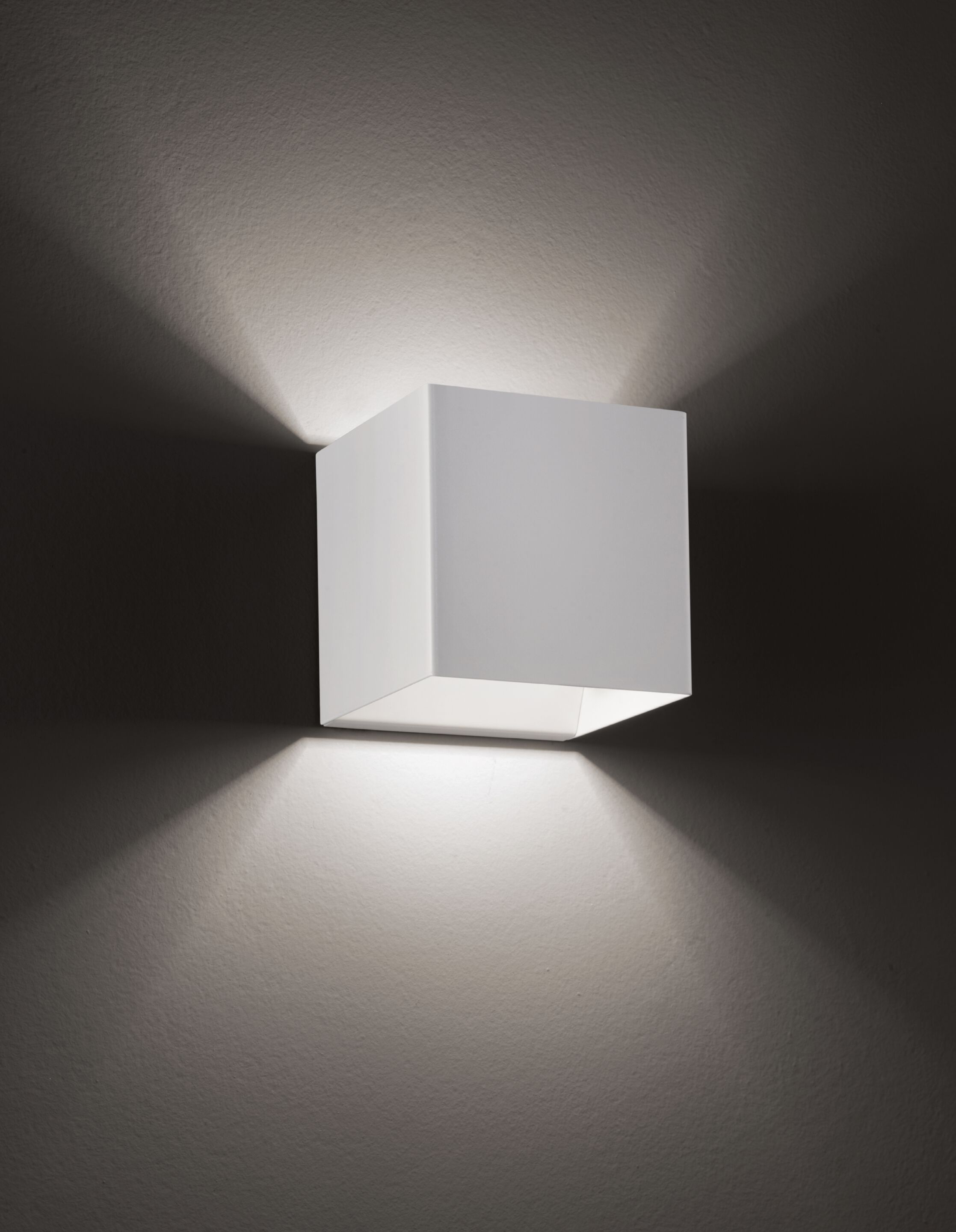 Стальной светодиодный настенный светильник Lodes LASER ARCH-00020139 - Вид №1