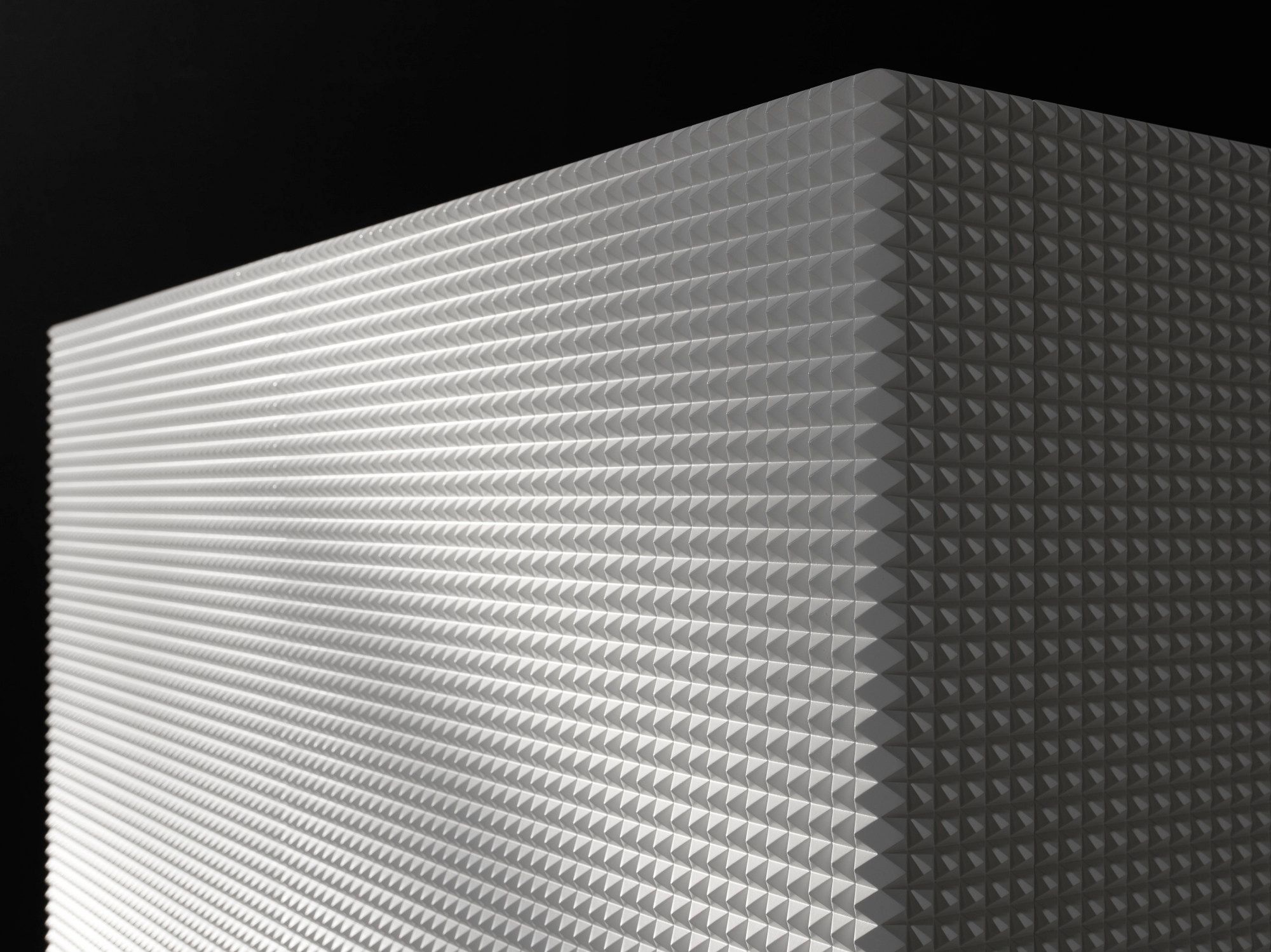 Шкаф из МДФ с распашными дверцами ALBEDO Alfama ARCH-00145884 - Вид №3