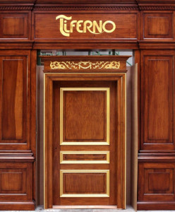 Tifernoit Модель Victoria V3 дверь Realizzazioni