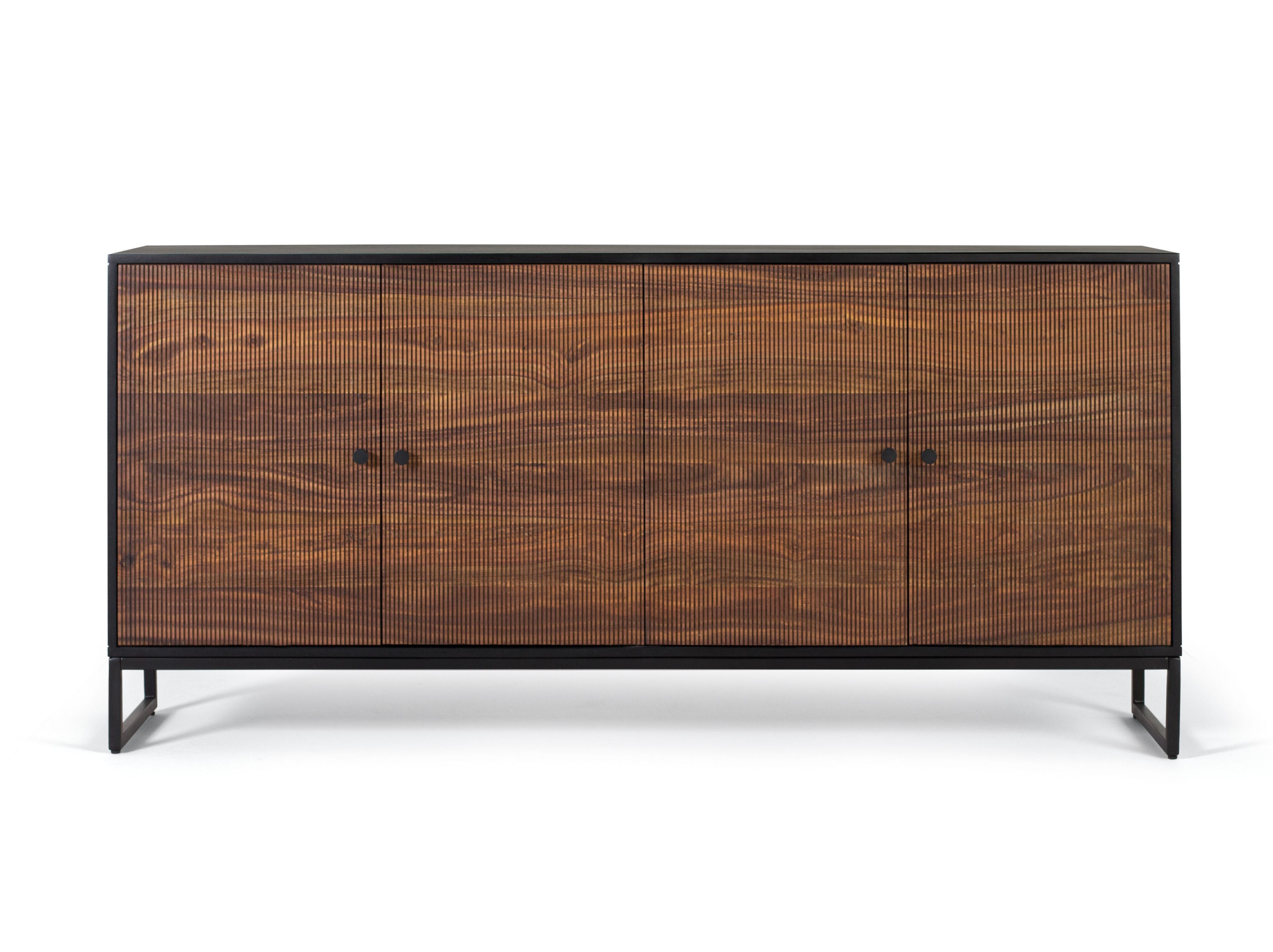 Деревянный шкаф с распашными дверями Giner y Colomer Варанаси ARCH-00029208