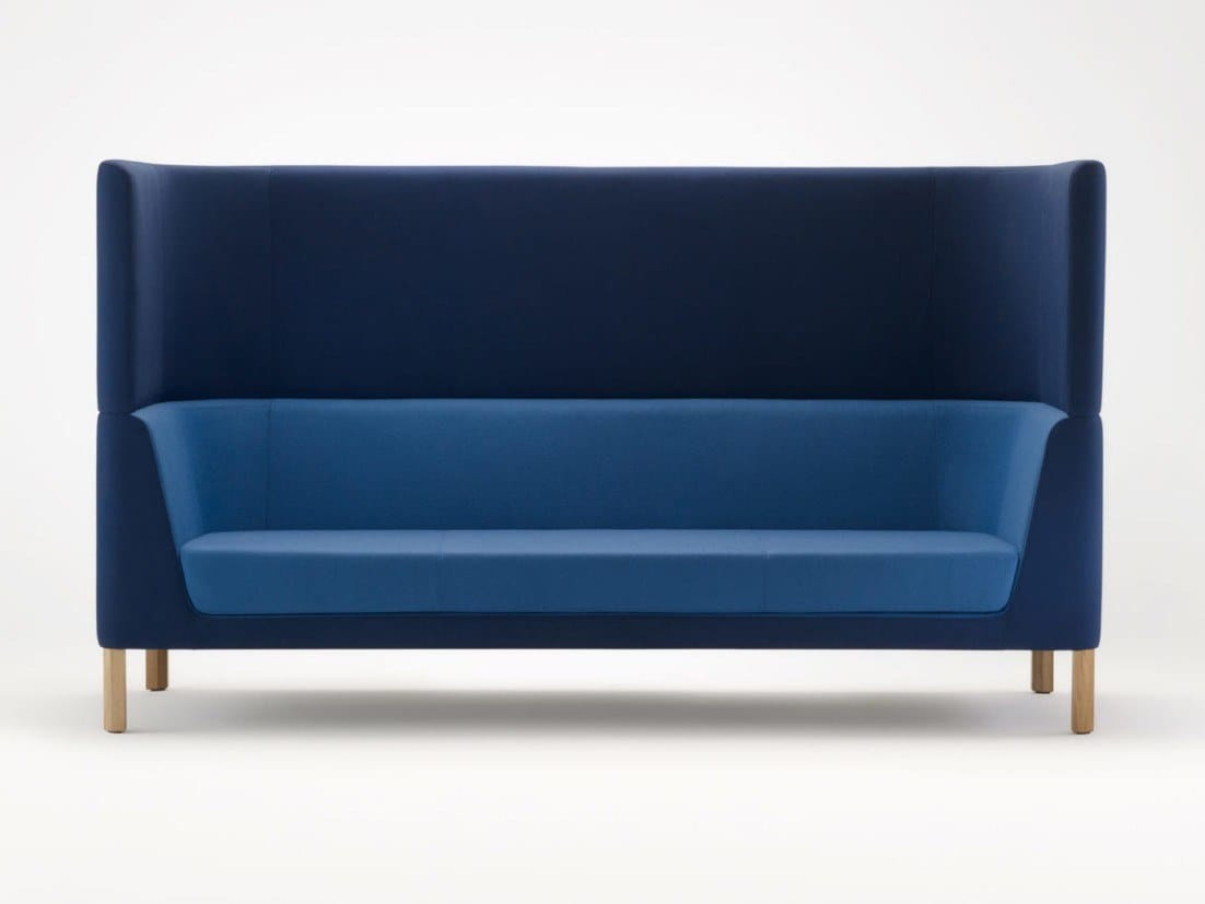 Тканевый диван с высокой спинкой Ross Gardam На заказ ARCH-00035083