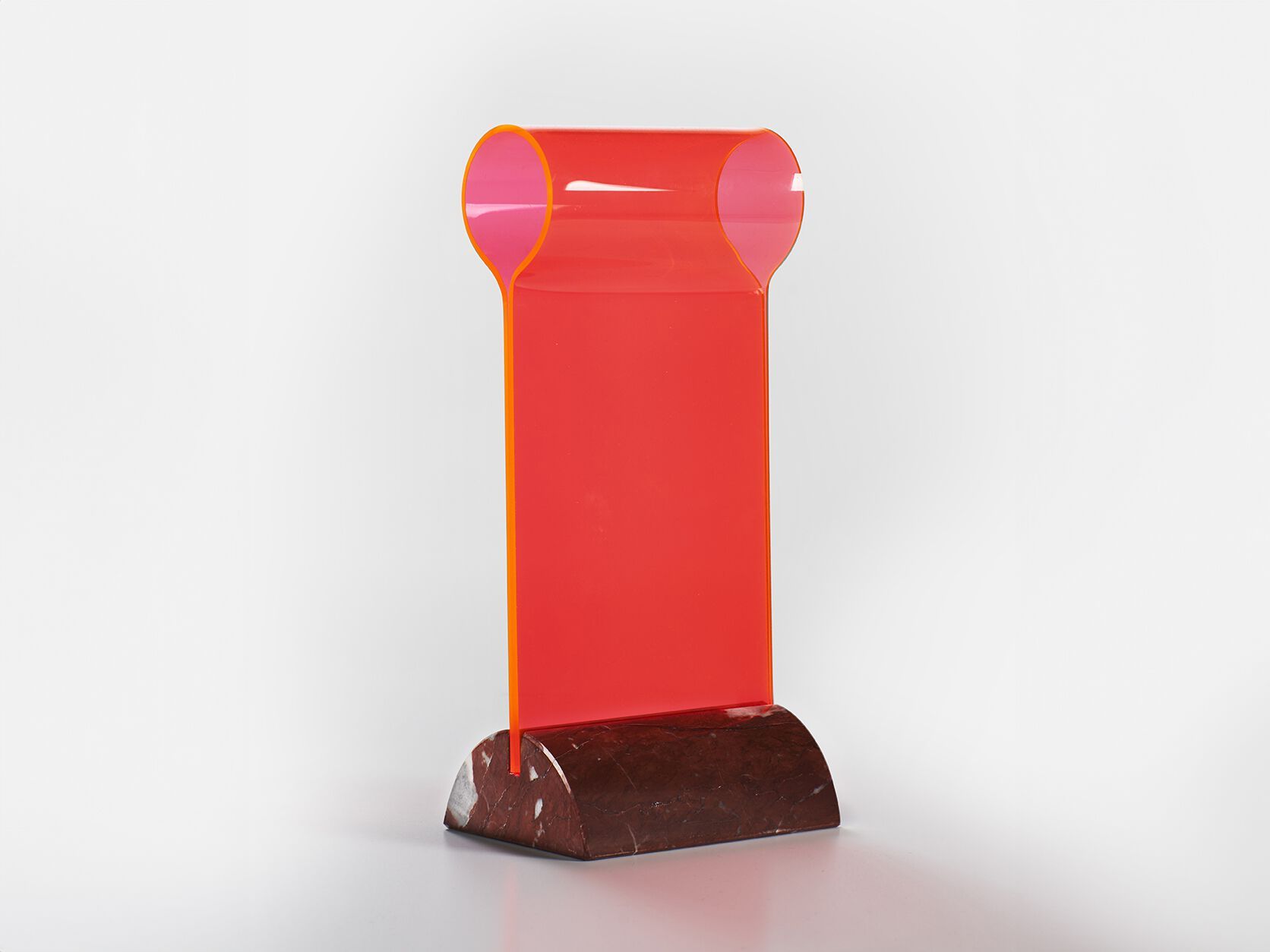 Фоторамка из ПММА с мраморной основой Poltronova ARCH-00152539