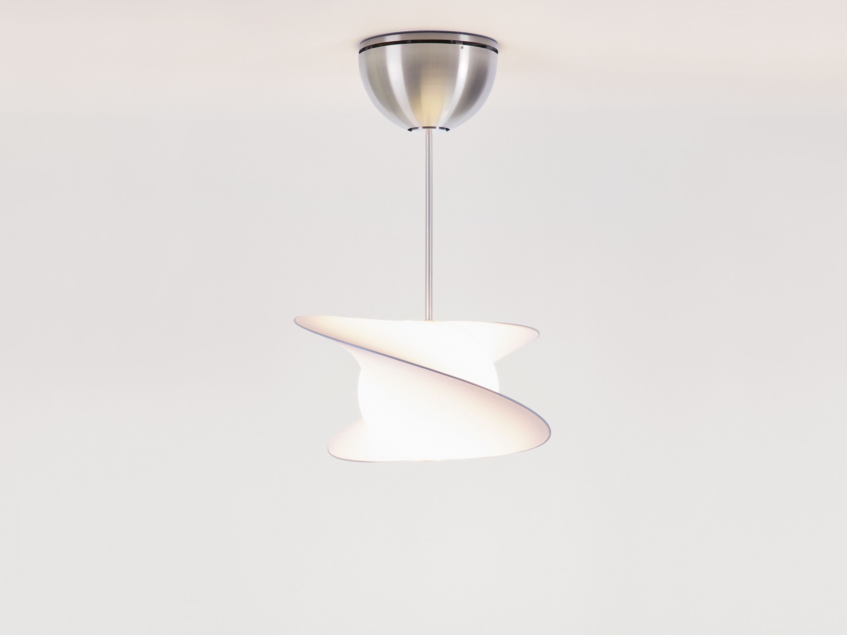 Алюминиевый подвесной светильник serien.lighting PROPELLER ARCH-00081231 - Вид №5