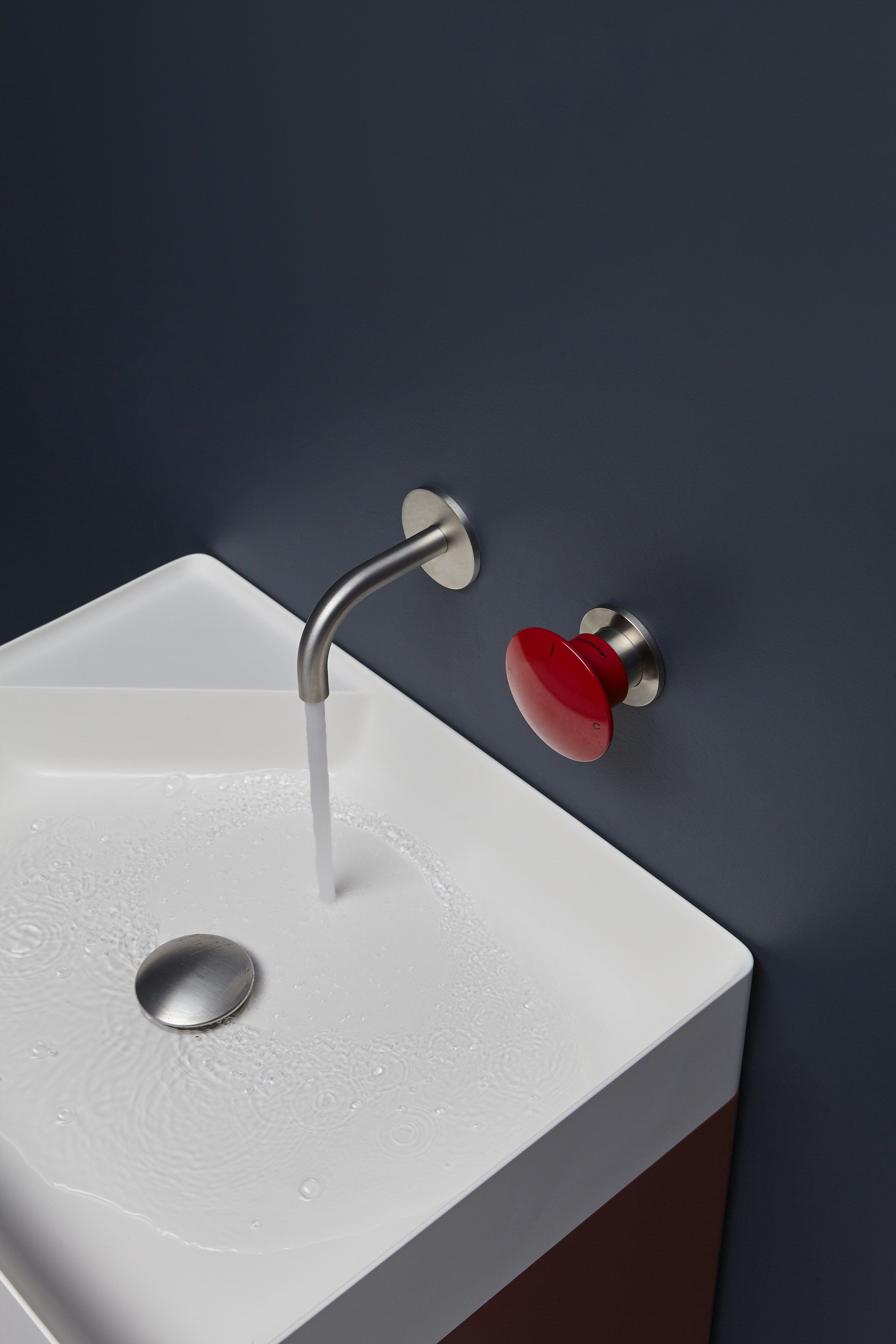 Настенный смеситель для раковины с 2 отверстиями Antoniolupi Mayday ARCH-00018807 - Вид №6