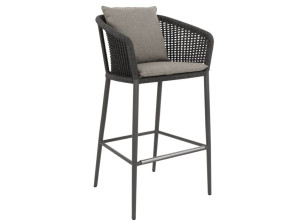Барный стул из морской веревки с подлокотниками