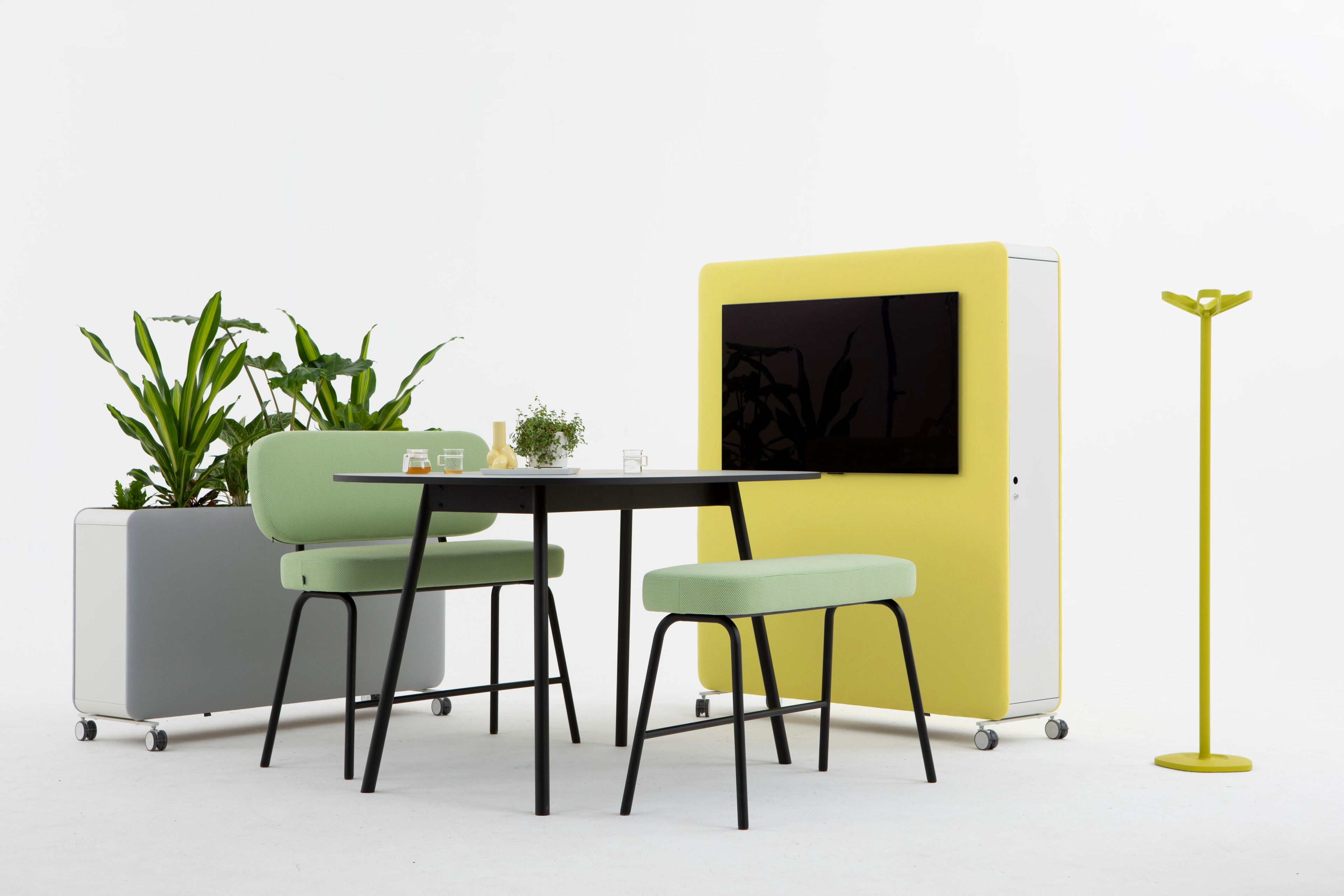 Высокая скамейка из ткани со спинкой Cascando Pully ARCH-00119758 - Вид №2