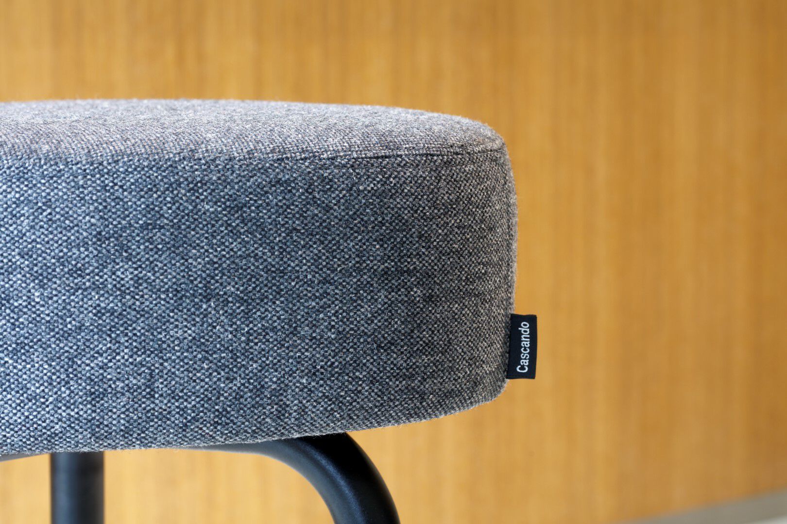 Высокий тканевый стул с подставкой для ног Cascando Pully ARCH-00084132 - Вид №2