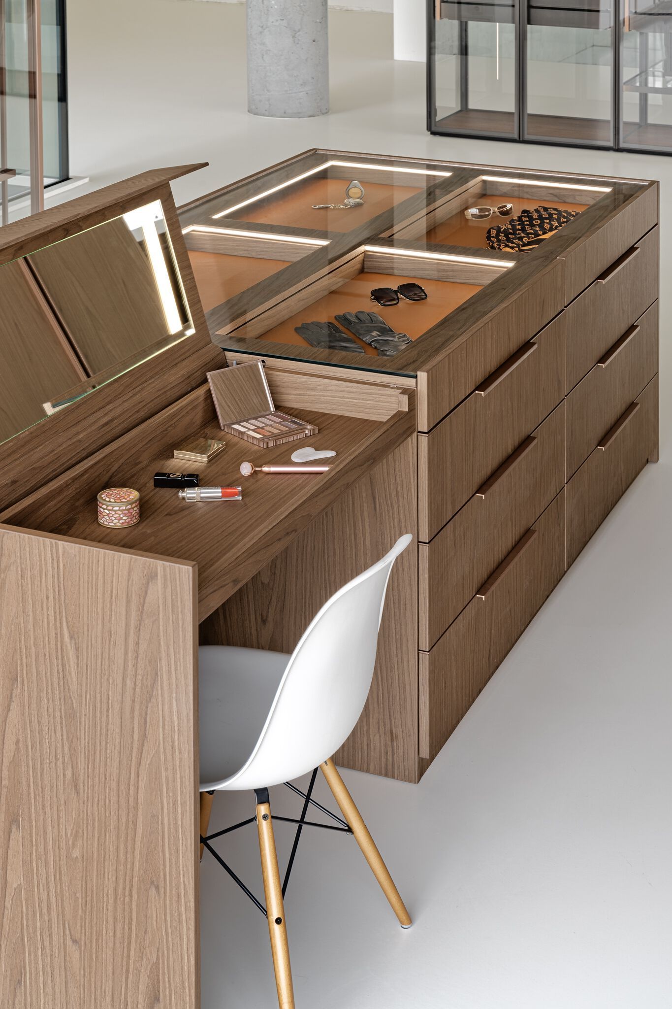 Индивидуальный деревянный шкаф со встроенным освещением Zajc W ARCH-00098040 - Вид №5