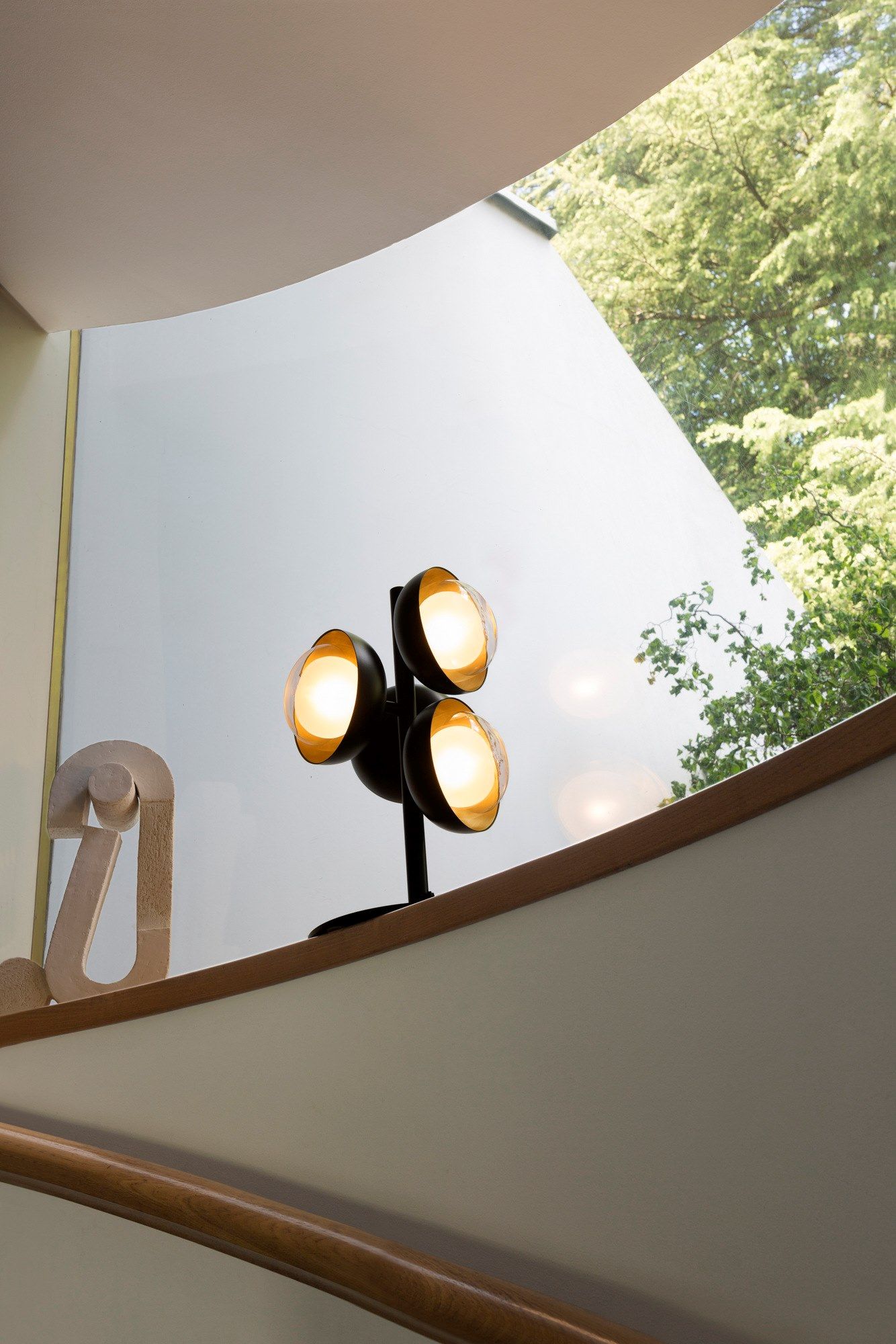 Настольная лампа из металла и боросиликатного стекла Tooy ARCH-00057631 - Вид №1